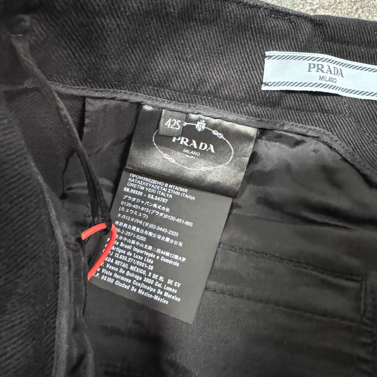 Prada Prada Triangle Logo High-Waisted Drawstring Tailored Shorts Size 28" / US 6 / IT 42 - 6 Thumbnail