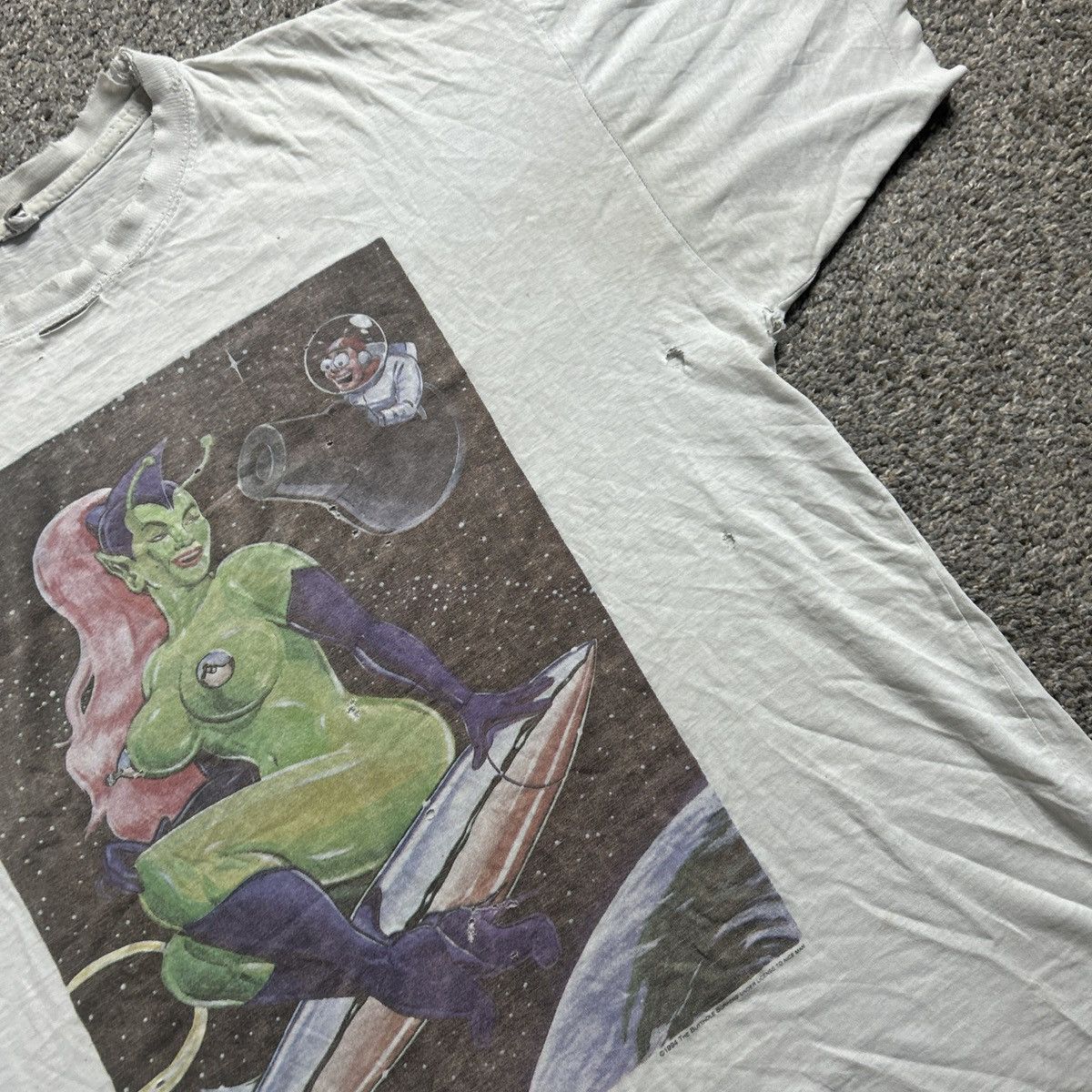Band Tees × Giant × Vintage Vintage 1994 butthole surfers coop pinup space girl band tee Size US XL / EU 56 / 4 - 5 Thumbnail