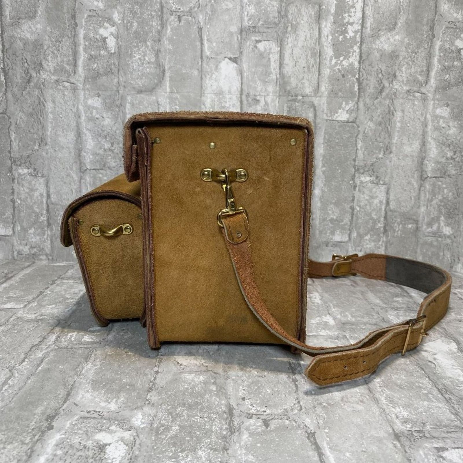 Nomad Vintage 1960's NOMAD Suede Leather Side Bag w/ Velvet Lining Size ONE SIZE - 5 Thumbnail