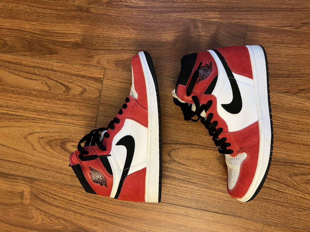 Nike Jordan 1 High Chicago Custom Size US 8 / EU 41 - 3 Thumbnail