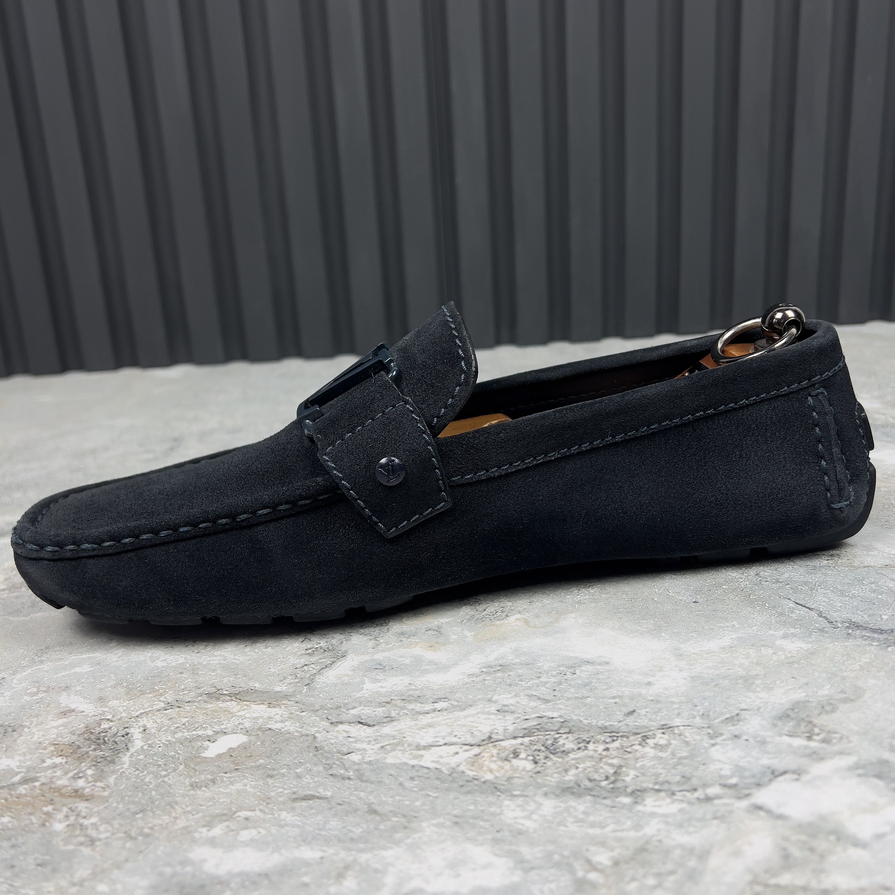 Louis Vuitton Louis Vuitton Monte Carlo LV Driving Moccasins Suede Size US 8.5 / EU 41-42 - 7 Thumbnail