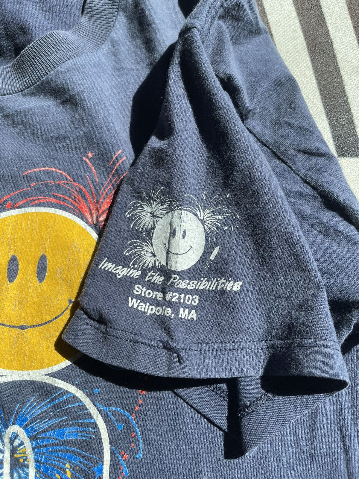 Vintage Vintage 2000 Smiley "Imagine the Possibilities" Y2K Size US L / EU 52-54 / 3 - 6 Thumbnail