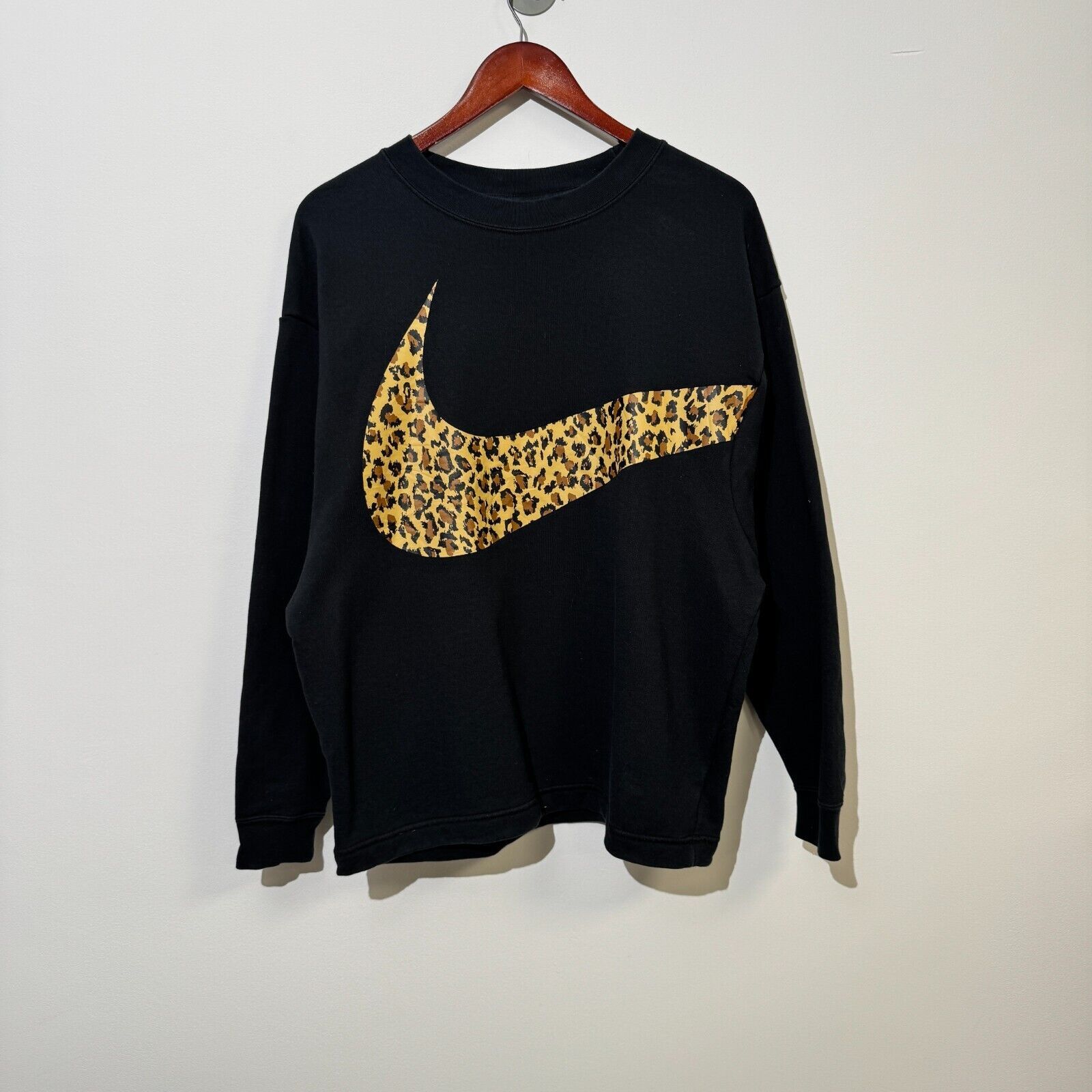 Nike Nike Unisex Black Cotton Crewneck Size S Panther Print Y2k Size US S / EU 44-46 / 1 - 1 Thumbnail