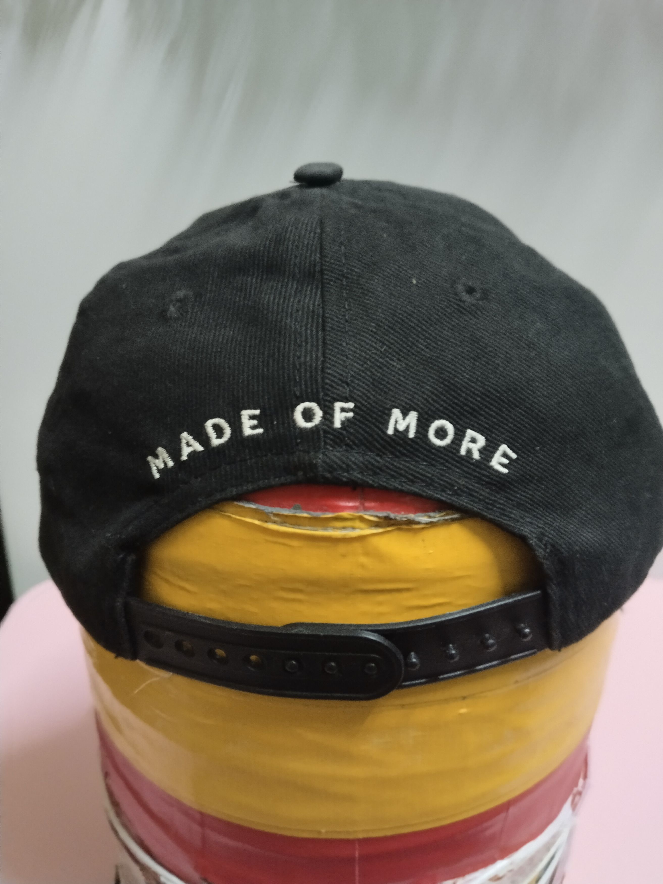 The Unbranded Brand GUINNESS BEER CAP ADJUSTABLE SNAPBACK Size ONE SIZE - 4 Thumbnail