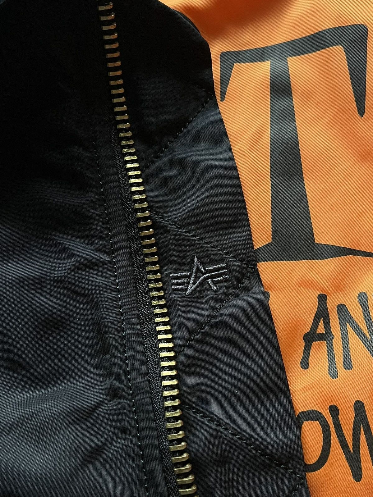 Alpha Industries × Stussy Stussy x Alpha Industries Bomber Very Rare 1/1 Boxy Sample Size US S / EU 44-46 / 1 - 18 Thumbnail