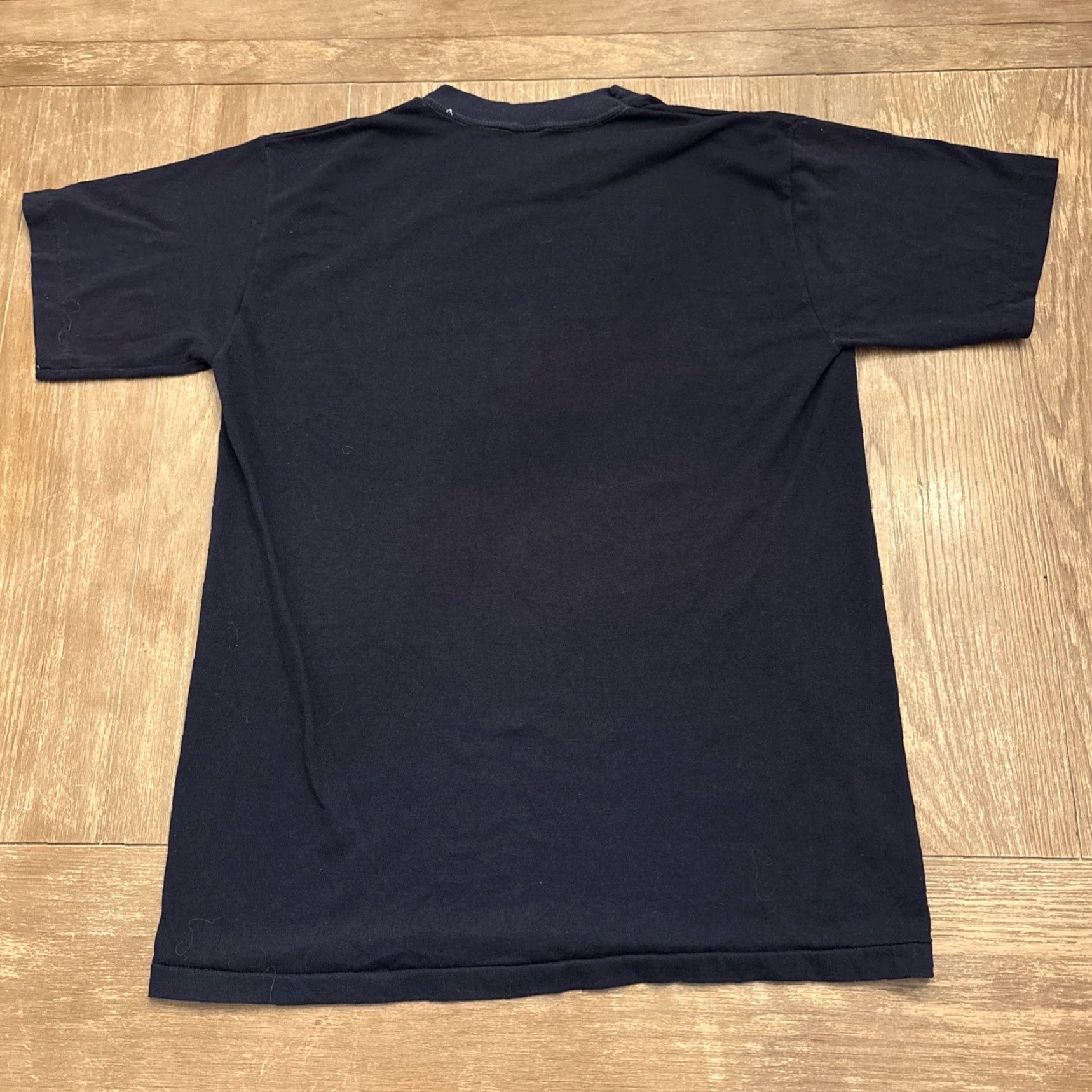 Vintage VINTAGE Houston Astros 80s Single Stitch T-Shirt Size L - MLB Spell Out Mens Size US L / EU 52-54 / 3 - 6 Thumbnail