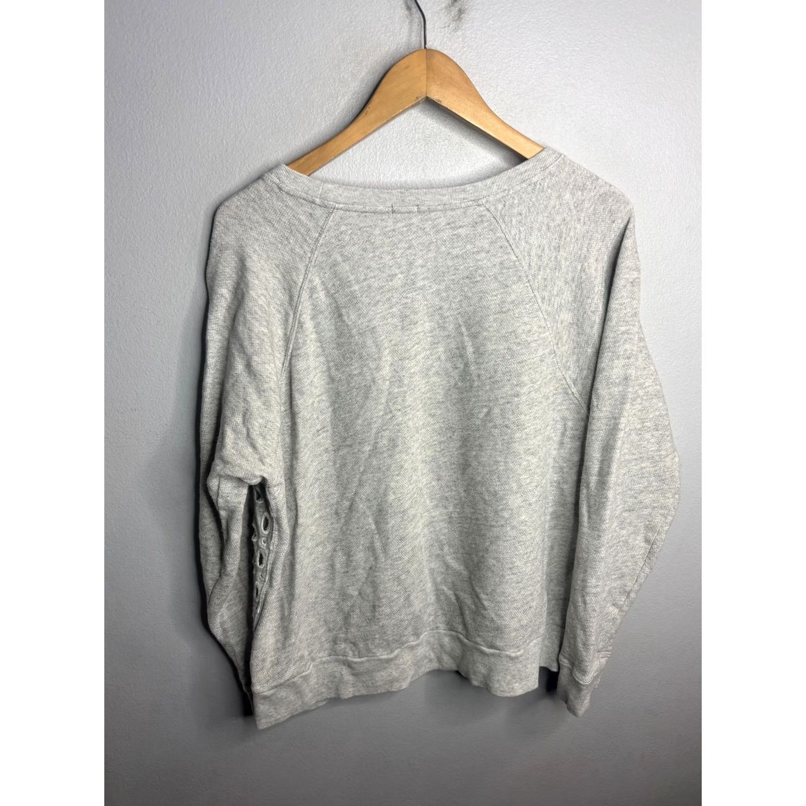 J.Crew J Crew Sweater Womens XL Gray Eyelet Embroidered Pullover Crewneck Cotton Silk Size XL / US 12-14 / IT 48-50 - 4 Thumbnail