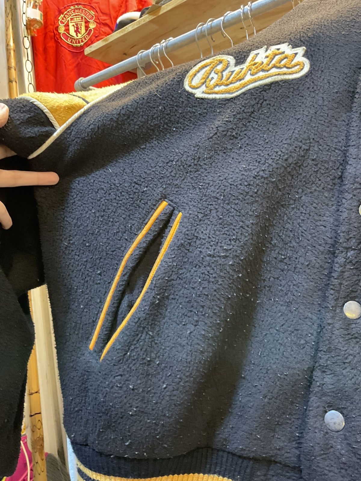 Raised By Wolves × Vintage Rare Vintage 1992 Wolves Hampton Wanderers Bomber Jacket Size US S / EU 44-46 / 1 - 5 Thumbnail
