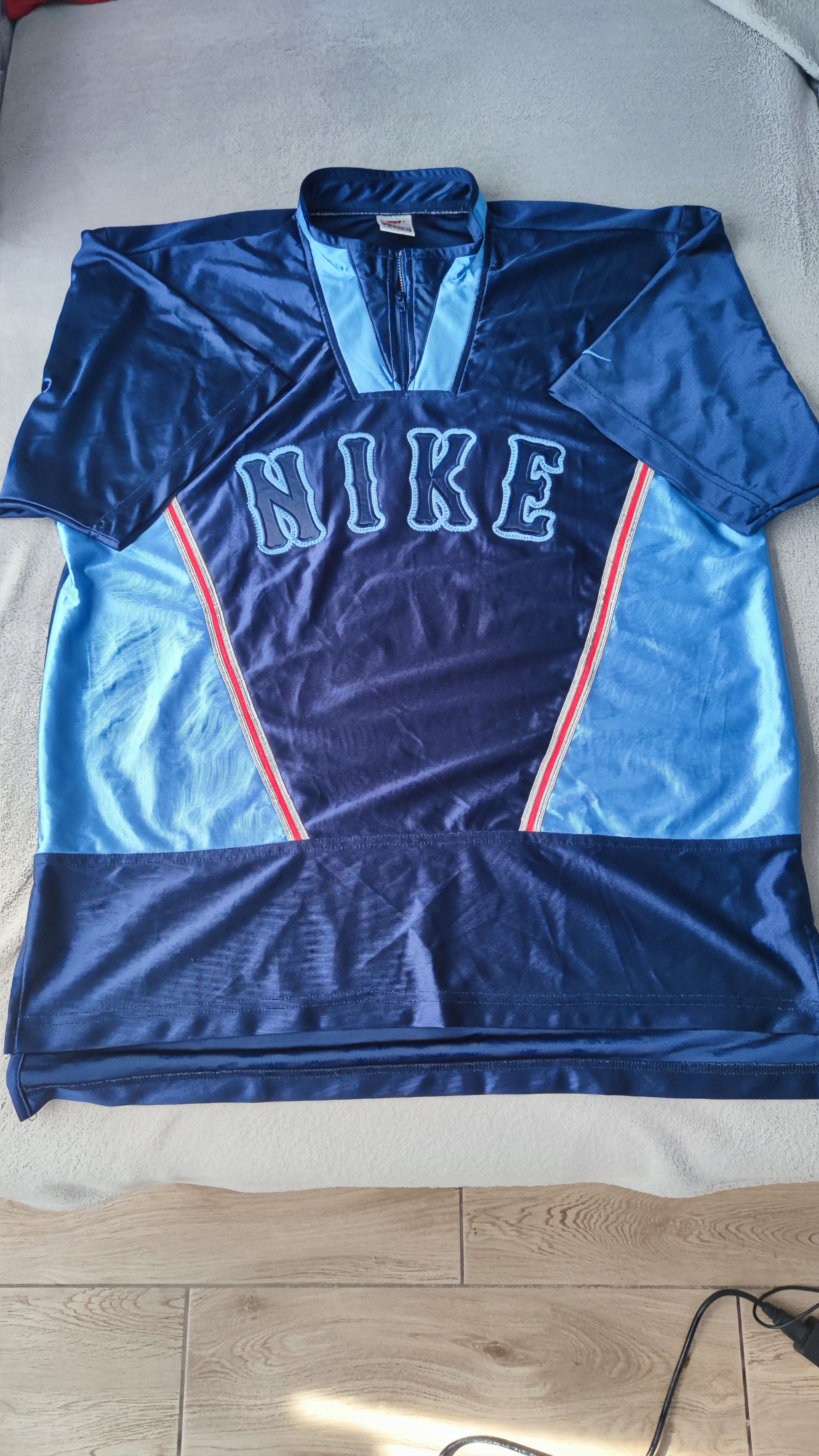 Nike × Vintage Vintage 90s Rare Nike Big Logo Jersey T-Shirt 1/4 Zip Size US L / EU 52-54 / 3 - 7 Thumbnail