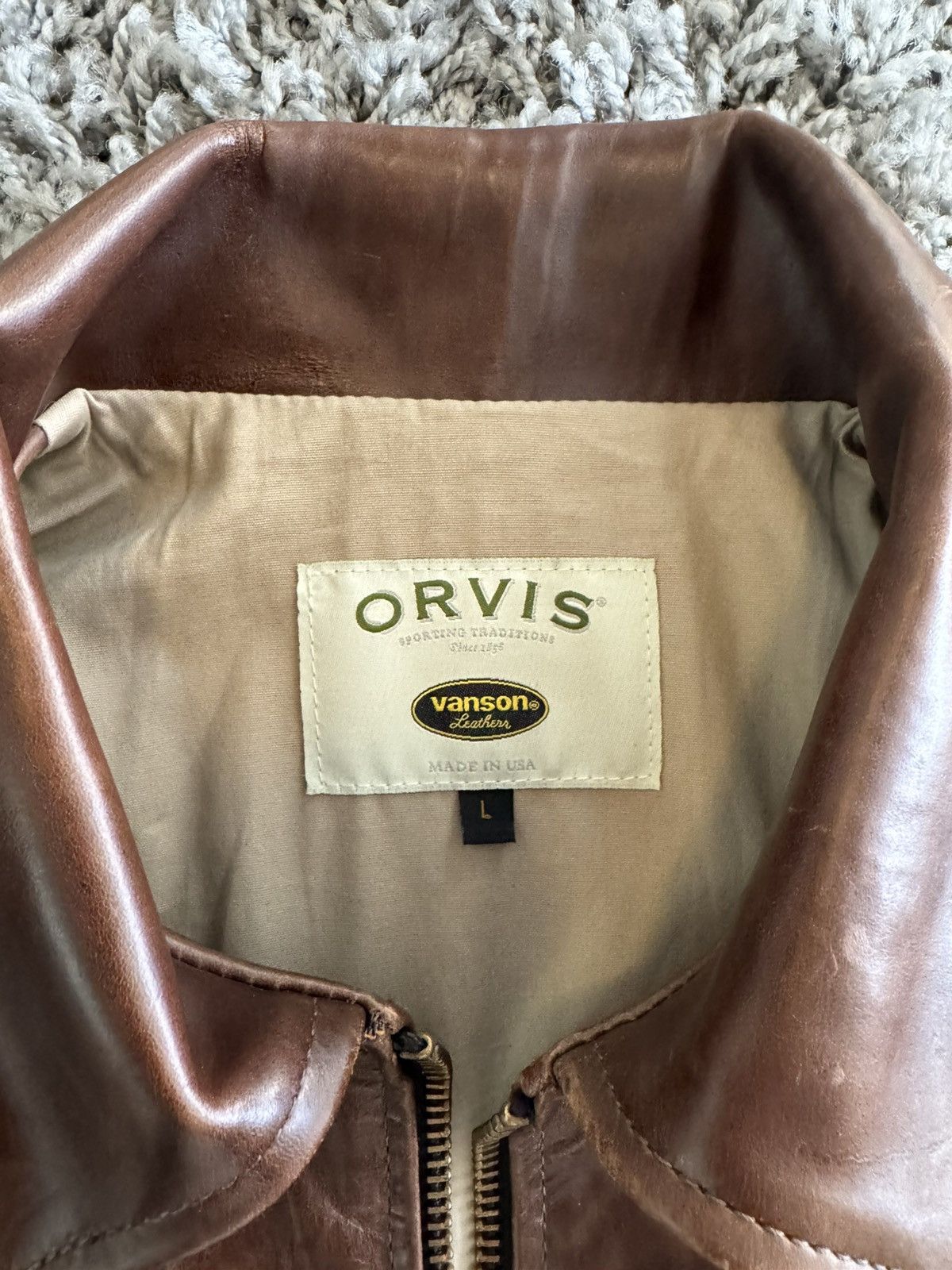 Vanson Leathers Badass near dead stock Orvis x Vanson Ike jacket - size L Size US L / EU 52-54 / 3 - 3 Thumbnail