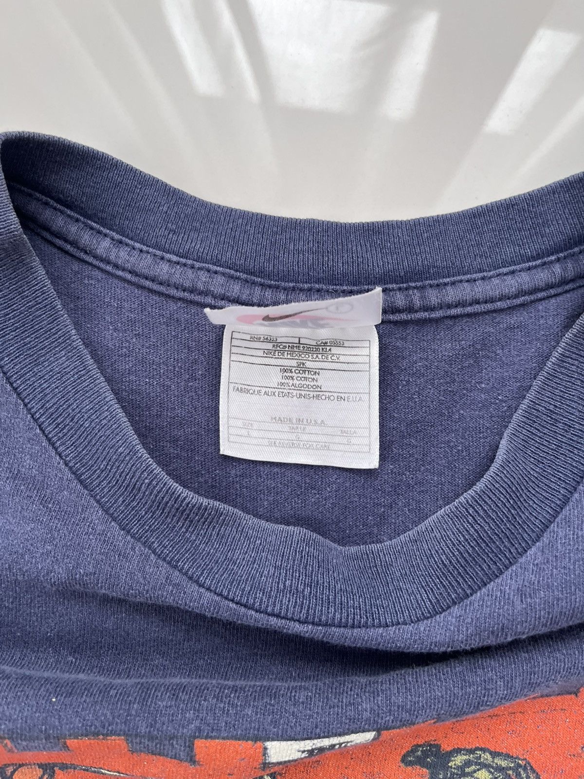Nike 90’s NIKE BASKETBALL FADED BIG LOGO TEE Y2K SWOOSH RETRO Size US L / EU 52-54 / 3 - 4 Thumbnail