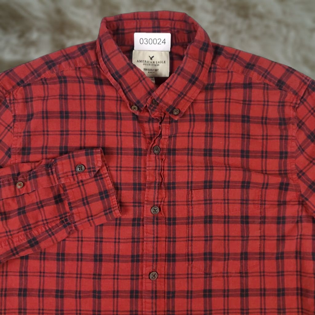 American Eagle Outfitters American Eagle Shirt Mens Medium Plaid Button Up Long Sleeve Red Blue Size US M / EU 48-50 / 2 - 1 Thumbnail