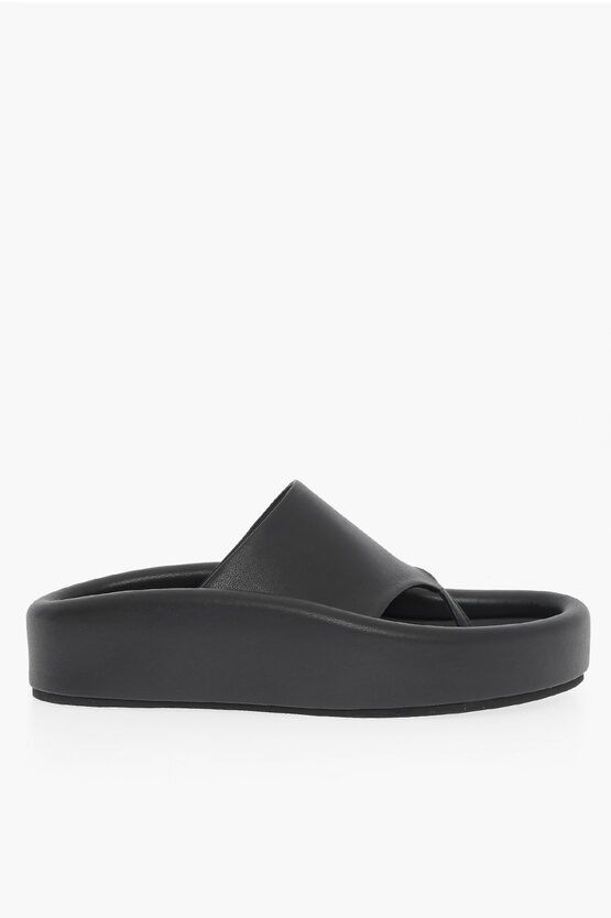 og1mm0724 Faux Leather Thong Sandalsin in Black
