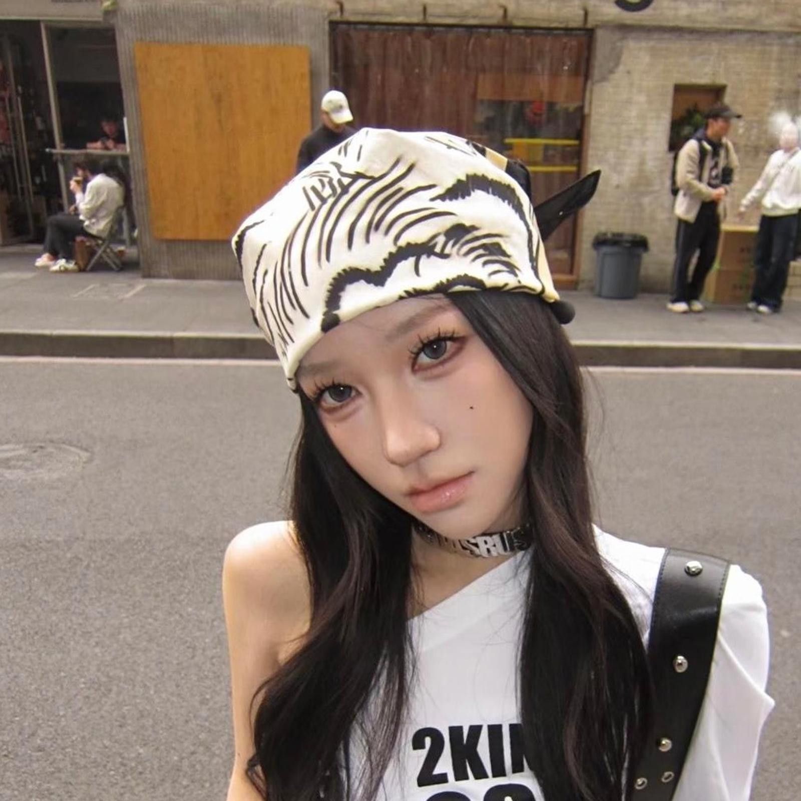 Japanese Brand Archive Streetwear Japanese Tiger Graphic Bandana Size ONE SIZE - 7 Thumbnail
