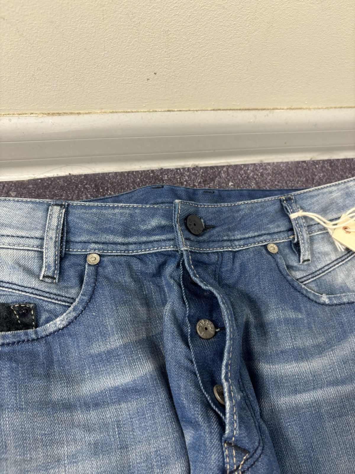 Diesel Diesel Iakop NWT Regular Slim Washed Blue Denim Jeans Size US 31 - 10 Thumbnail