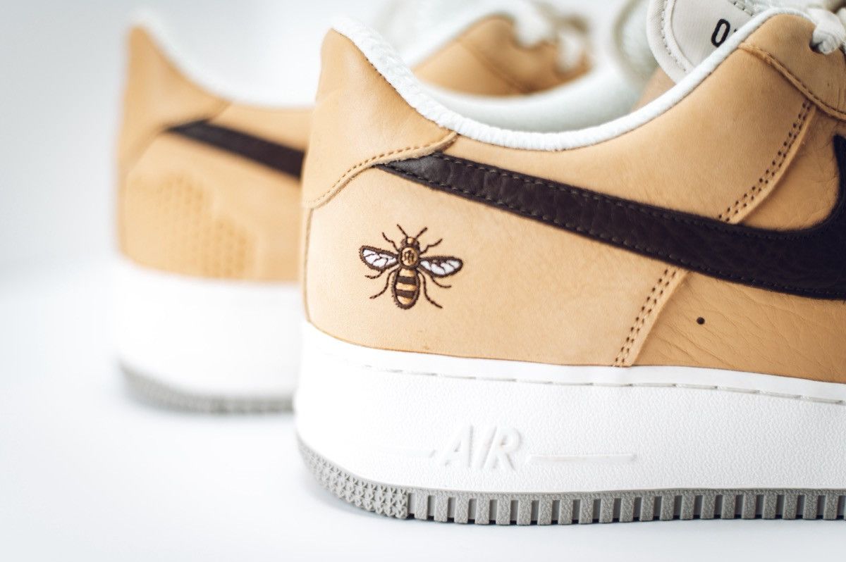 Nike Nike Air Force 1 Low- Manchester Bee Size US 12 / EU 45 - 13 Thumbnail