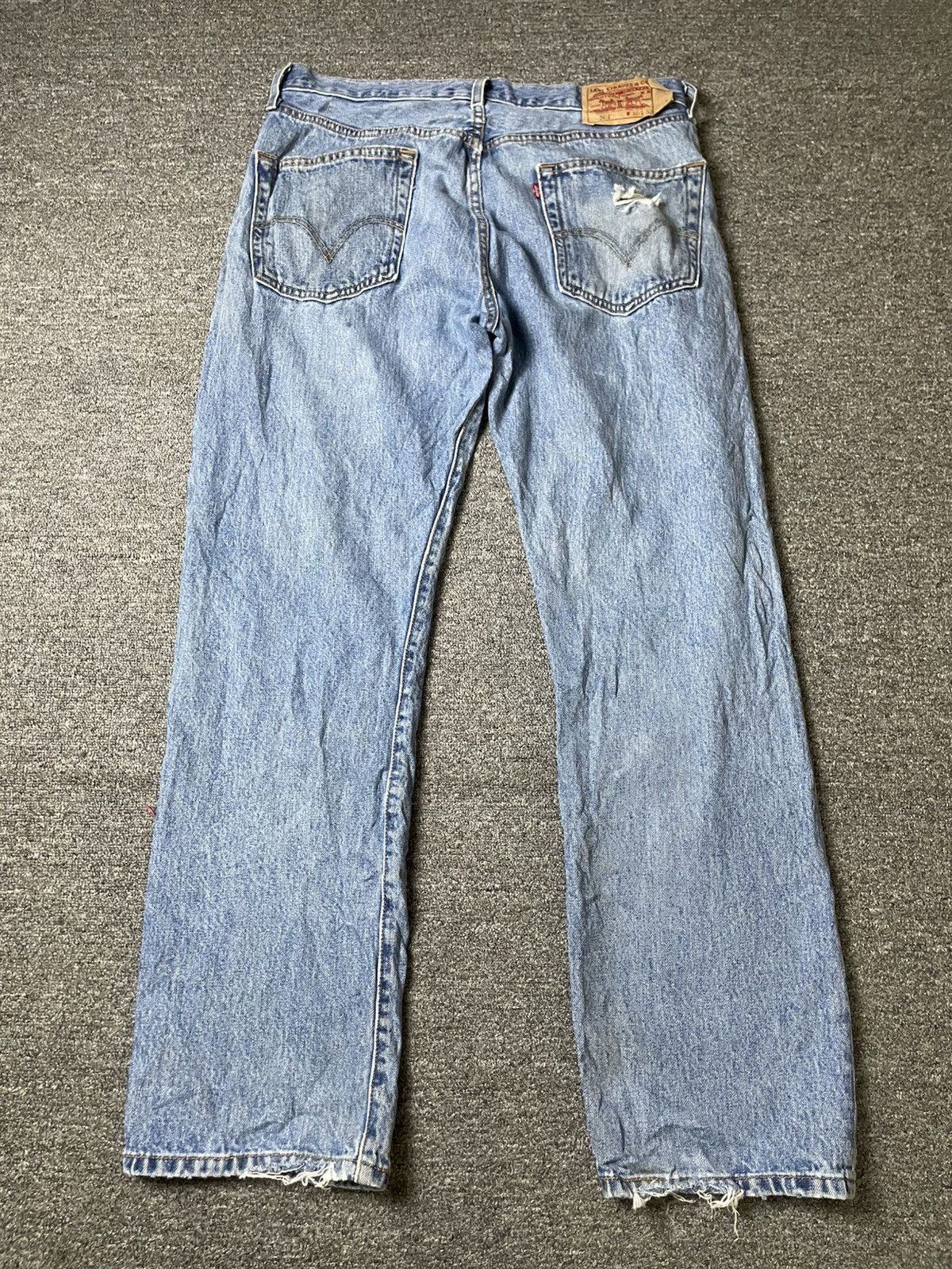 Levi's × Vintage Levis 501 Distressed Denim Jeans (106) Size US 34 / EU 50 - 8 Thumbnail