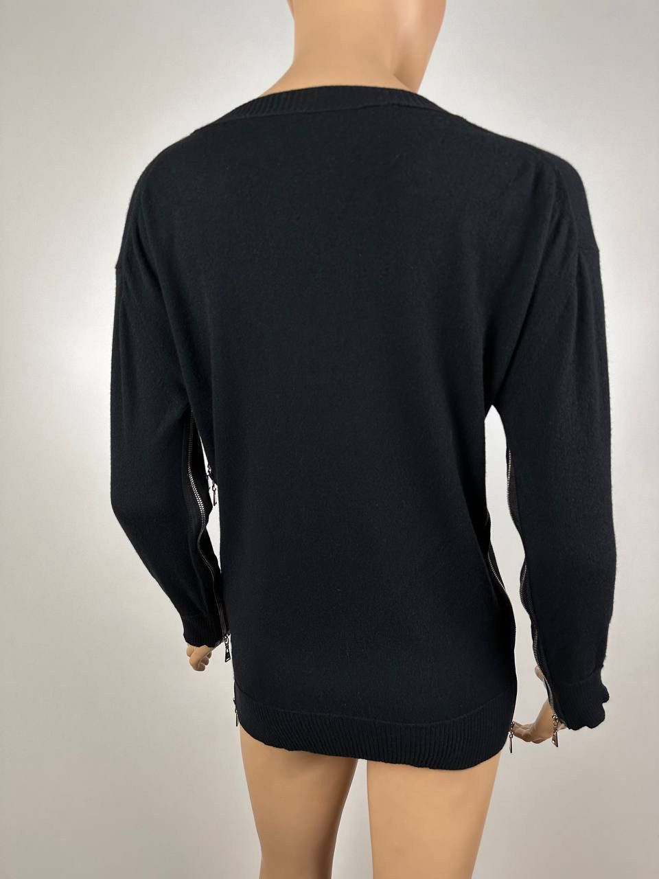 Louis Vuitton Sweater Louis Vuitton Size M / US 6-8 / IT 42-44 - 2 Thumbnail