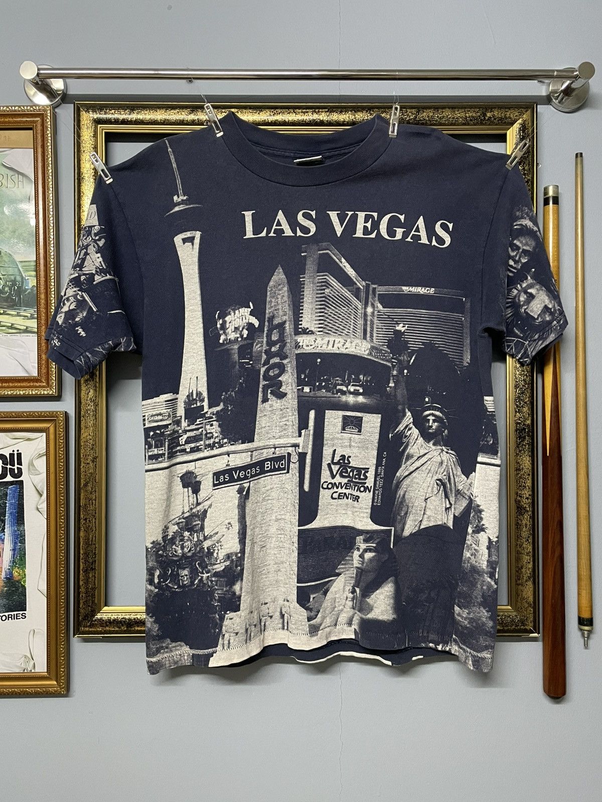 Vintage Rare Vintage 1998 Edwards Teez Iconic Las Vegas OVP Graphic Size US L / EU 52-54 / 3 - 1 Thumbnail