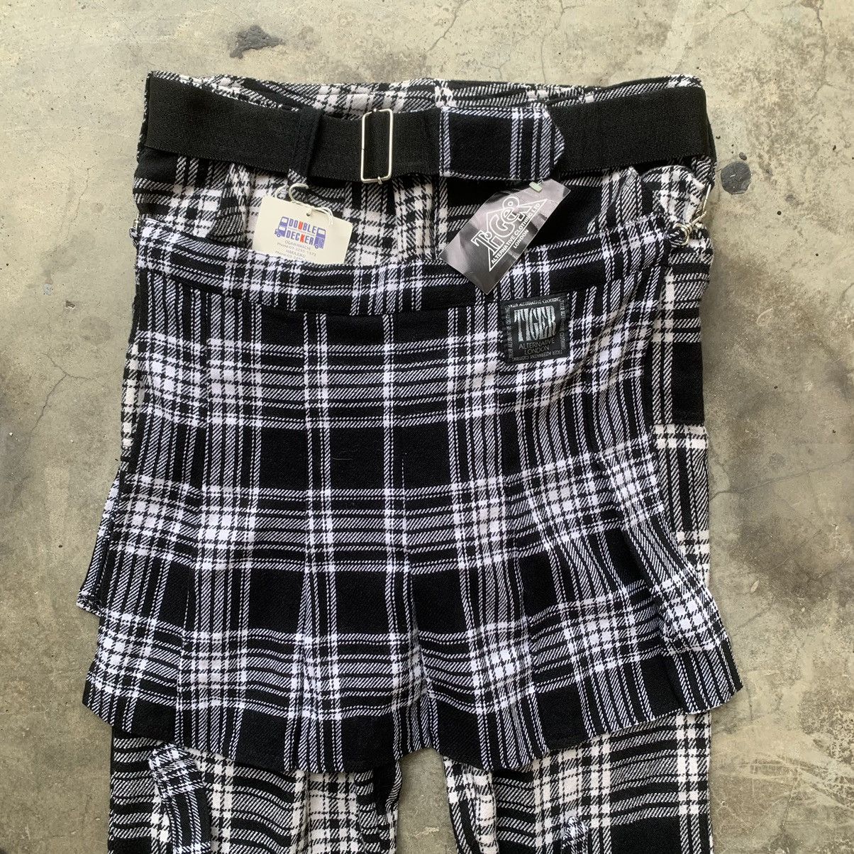 Seditionaries Rare Unworn Seditionaries Tiger London Bondage Pants Size US 34 / EU 50 - 2 Thumbnail