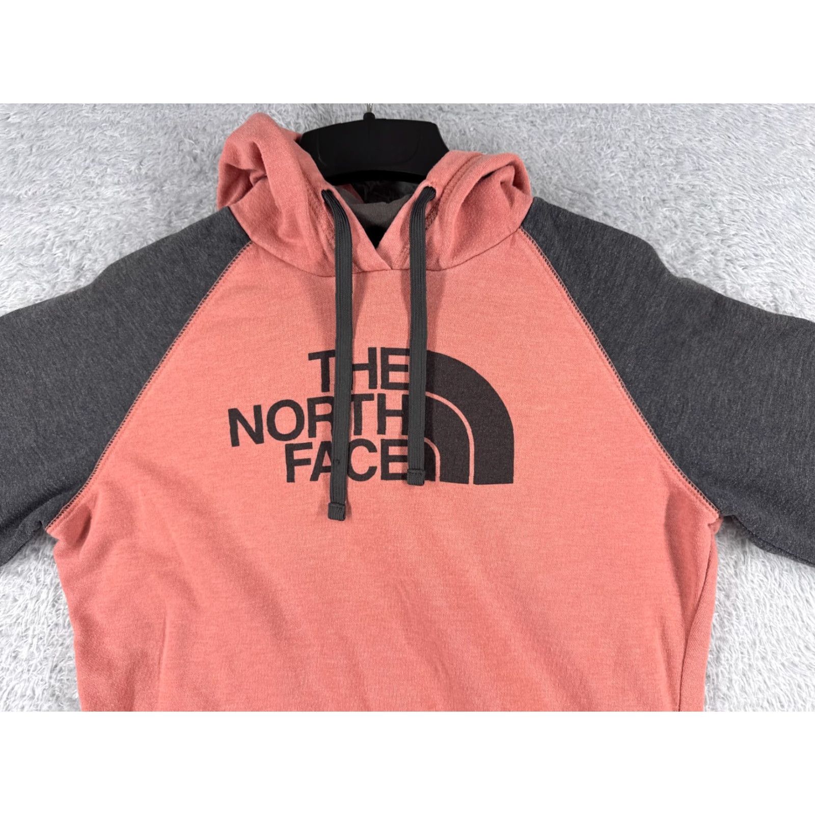 The North Face VINTAGE The North Face Pullover Hoodie Womens Medium Pink Activewear Cotton Blend Logo 90s Ladies Size M / US 6-8 / IT 42-44 - 4 Thumbnail
