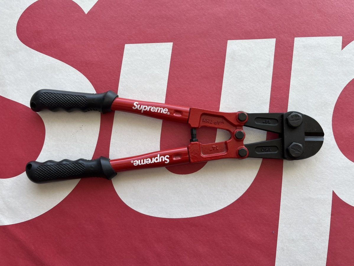 Supreme Tools: Bolt cutters and crowbar | Grailed