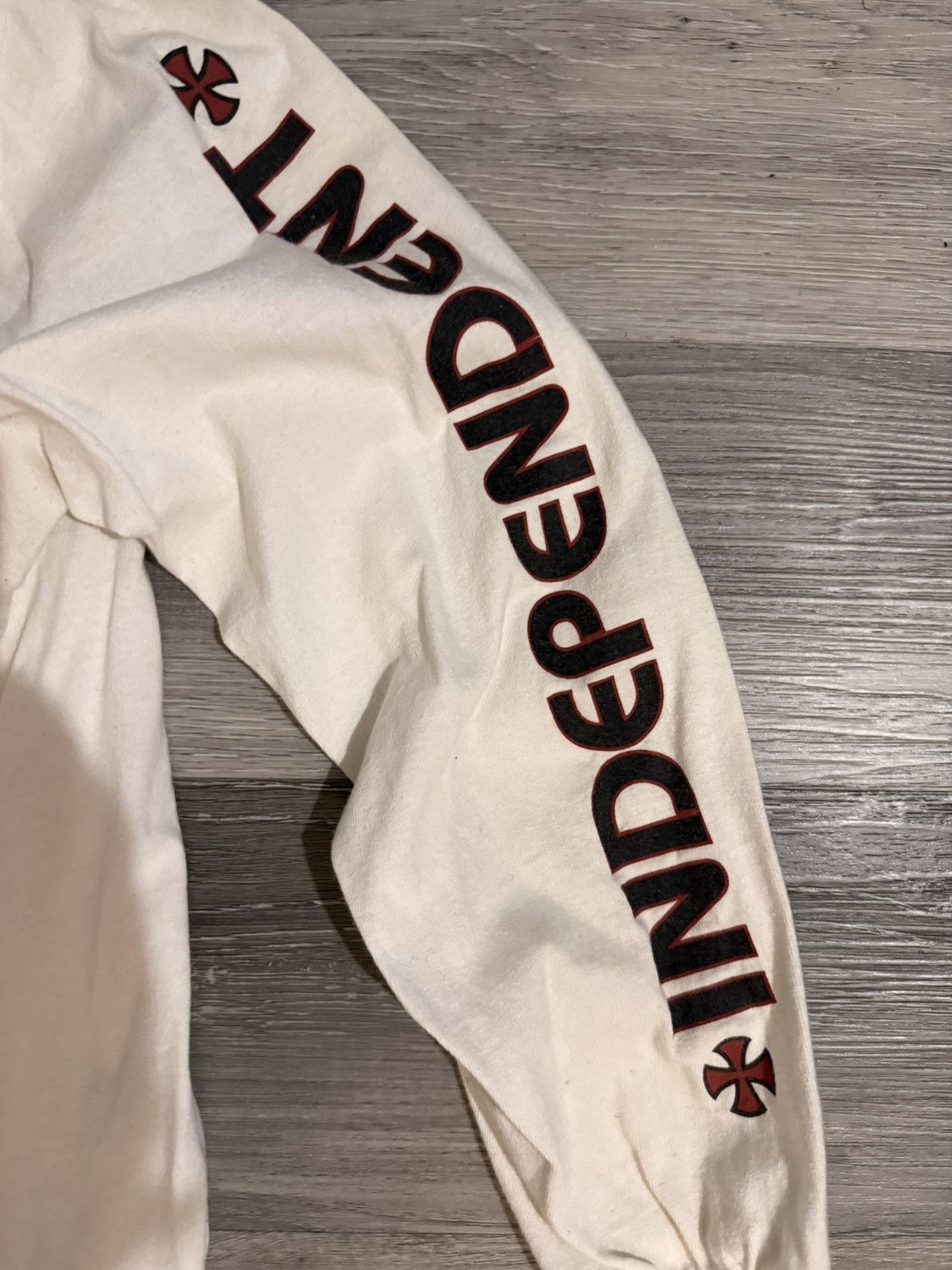Independent Truck Co. Independant long sleeve Size US M / EU 48-50 / 2 - 4 Thumbnail