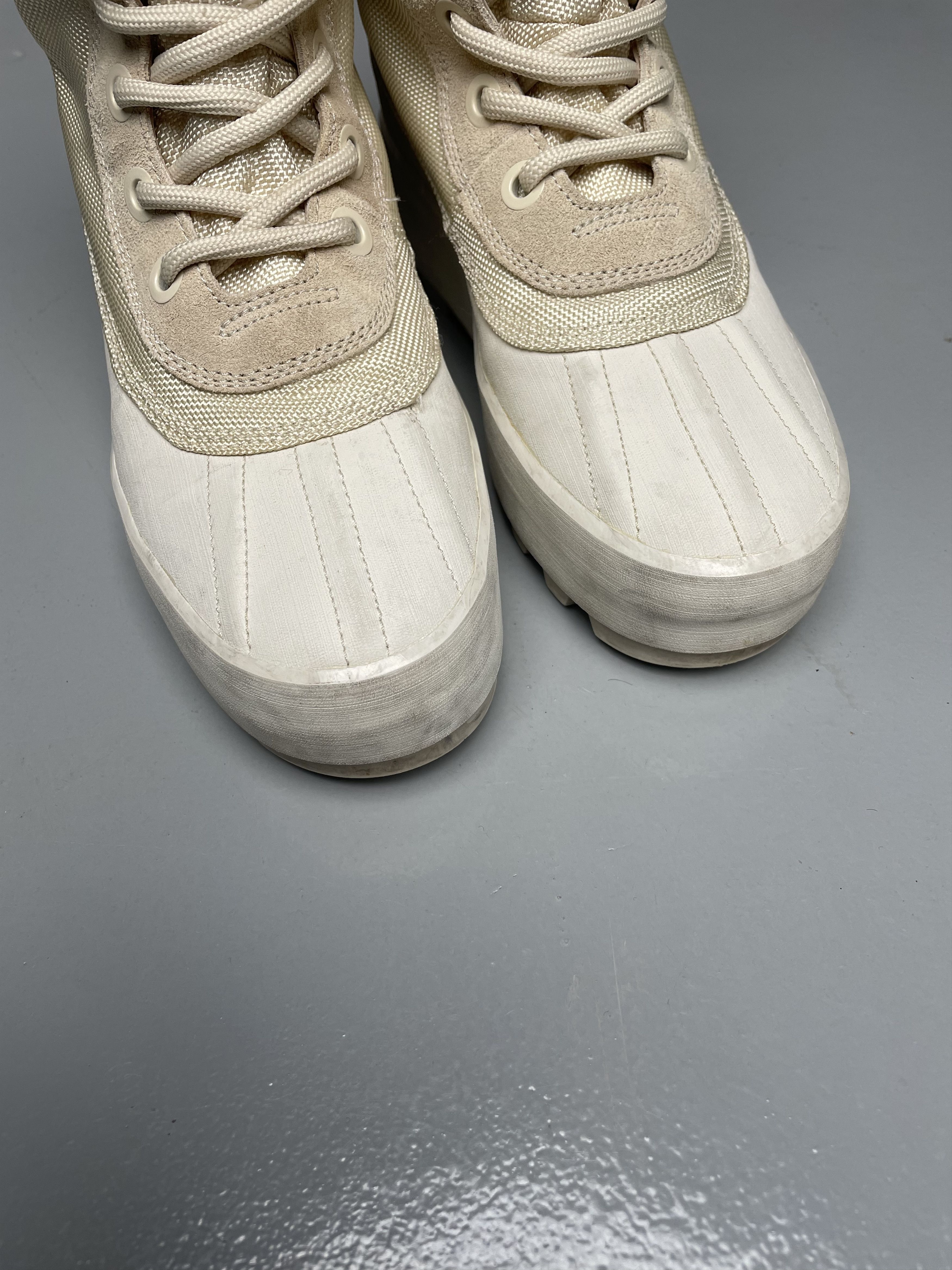 Yeezy adidas YEEZY Season 1 women's 950 boots (Turtle Dove) Size US 7.5 / IT 37.5 - 7 Thumbnail