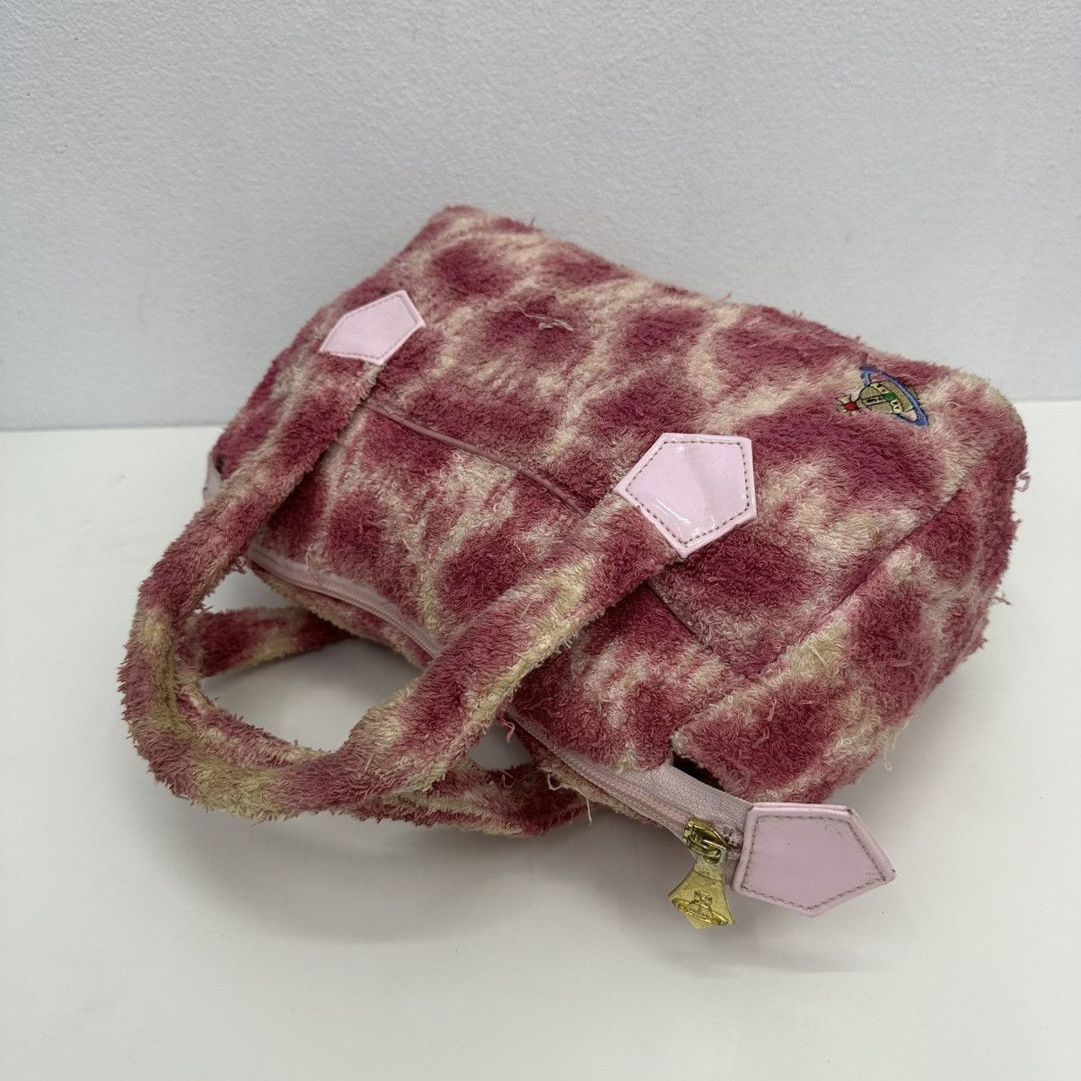Vivienne Westwood ‼️YES‼️ AUTH. VIVIENNE WESTWOOD TIE DYE TERRY CLOTH CARRY BAG Size ONE SIZE - 7 Thumbnail