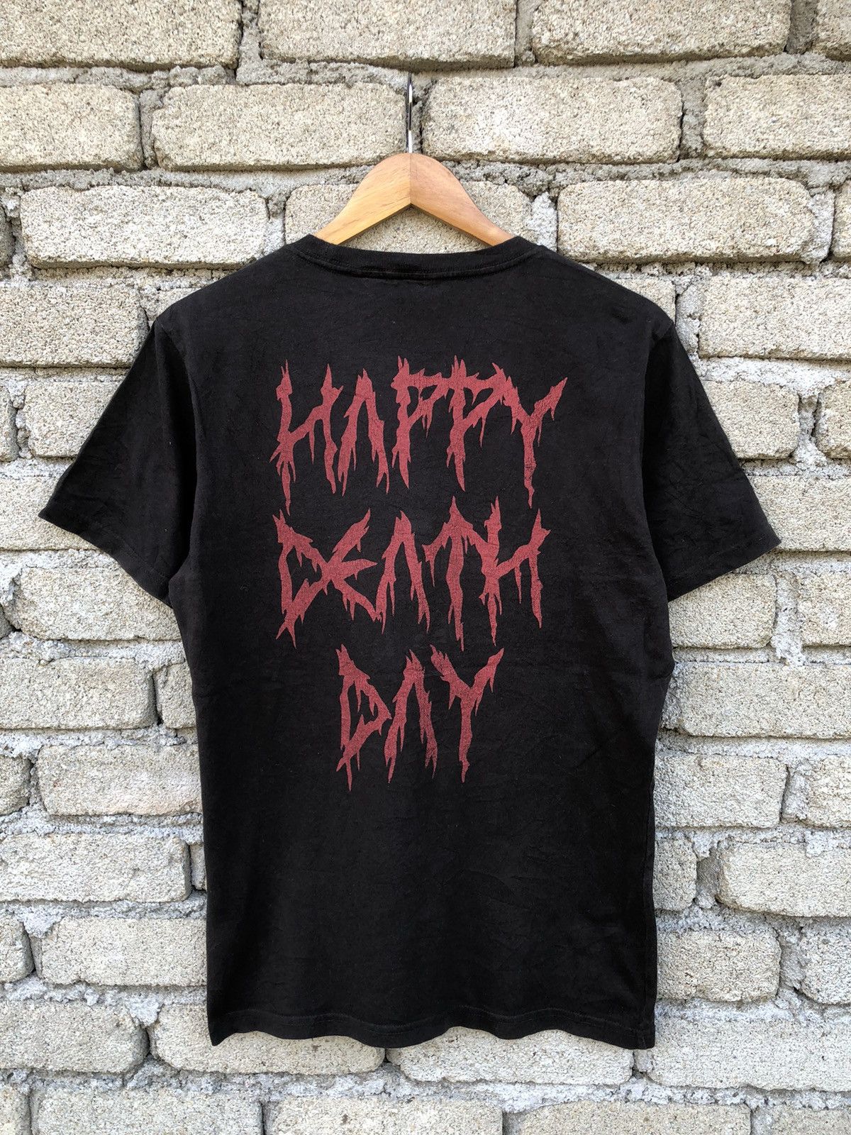 Vintage Vintage Horror Movie Happy Death Day Tshirt Size US M / EU 48-50 / 2 - 2 Thumbnail