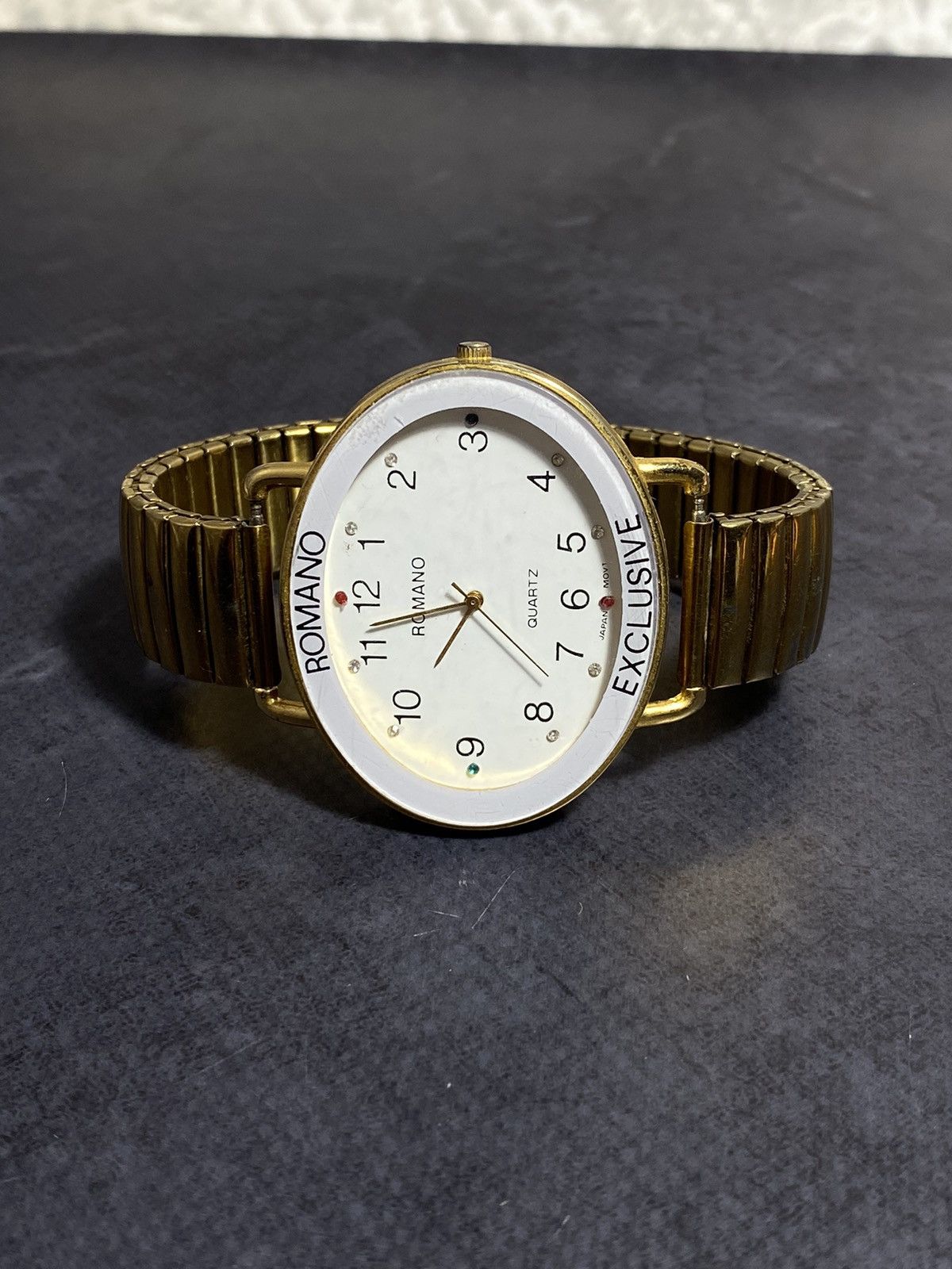 Japanese Brand Romano Gold Quartz Watch | Vintage Design Size ONE SIZE - 4 Thumbnail