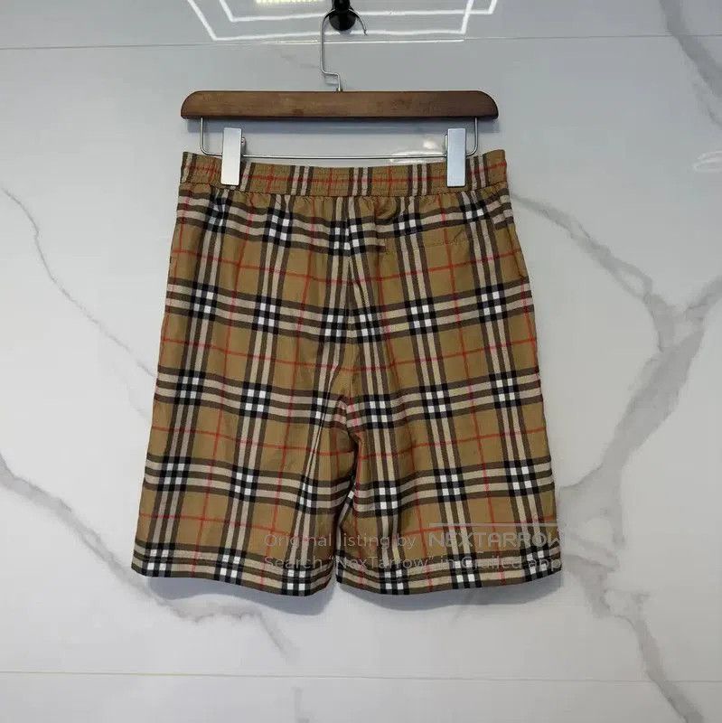 Burberry Burberry Summer Khaki Cotton Blend Shorts. Size 23" - 2 Thumbnail
