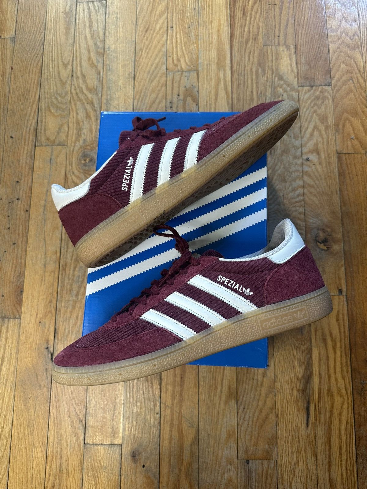 Adidas ADIDAS HANDBALL SPEZIAL Size US 12 / EU 45 - 1 Thumbnail