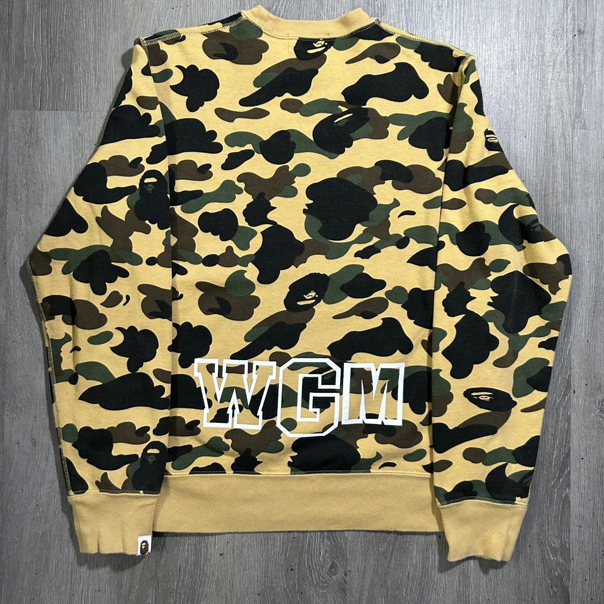 Bape BAPE 1st Camo White Shark Sweatshirt Size US M / EU 48-50 / 2 - 3 Thumbnail