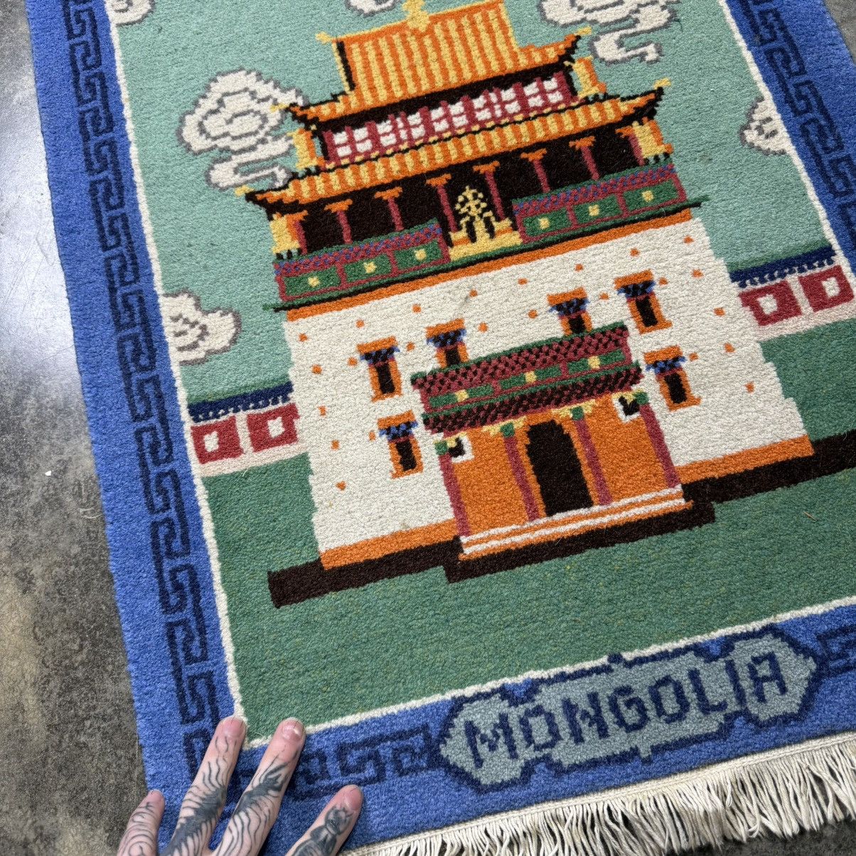 Vintage vintage 60s Mongolia asian Chinese souvenir wuilt mini rug Size ONE SIZE - 3 Thumbnail