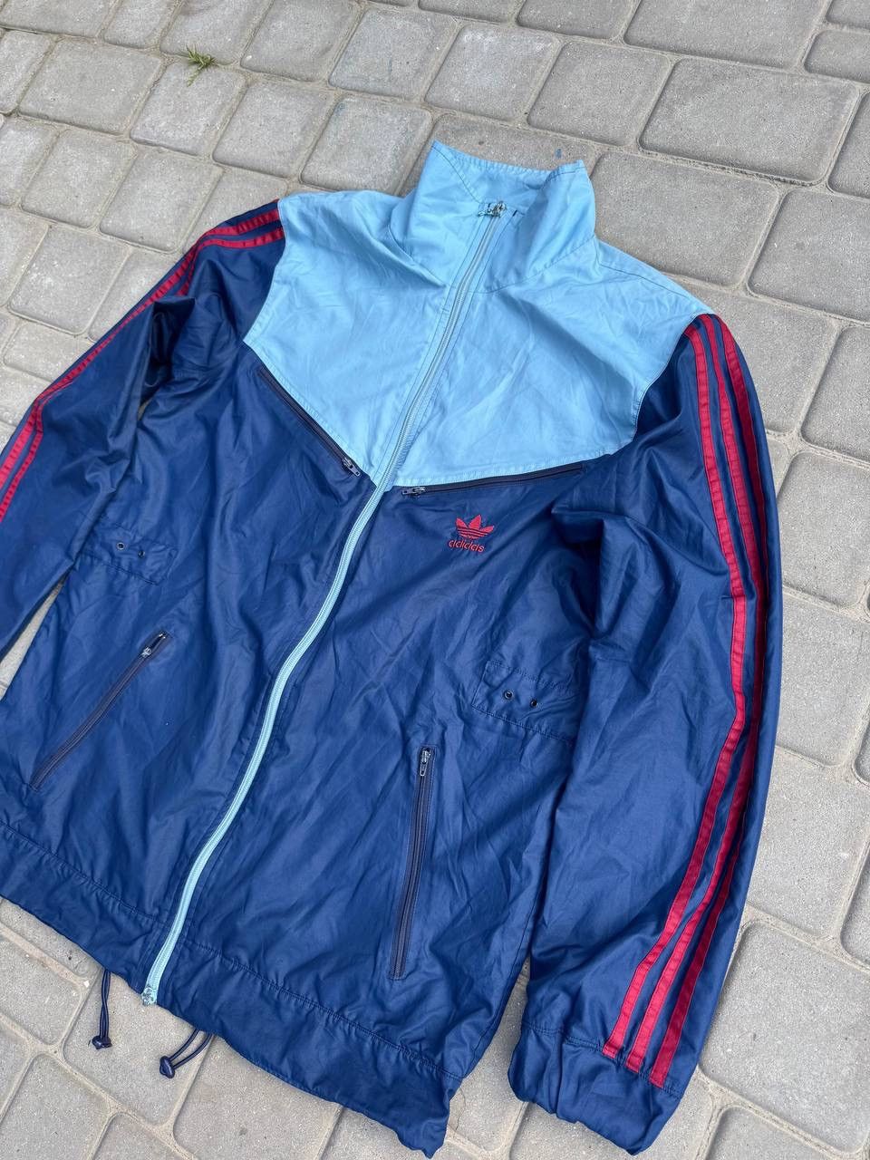 Adidas Vintage Adidas Windbreaker Jacket 90s Y2K Size US M / EU 48-50 / 2 - 1 Thumbnail