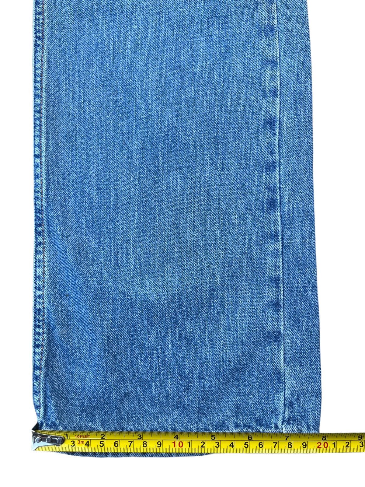 Diesel Vintage Y2K Diesel Larkee Light Blue Distressed Classic Jean Size US 32 / EU 48 - 21 Thumbnail