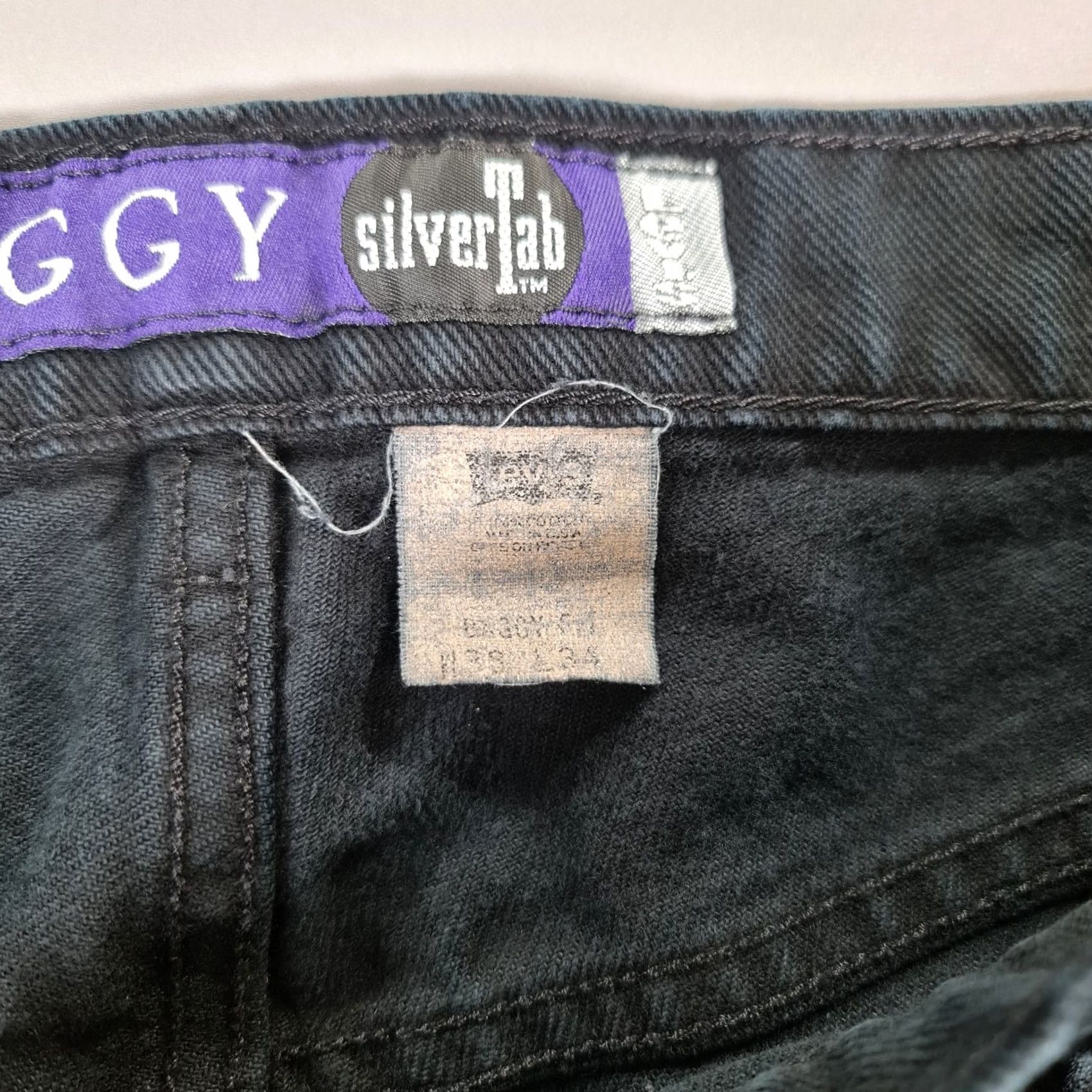 Levi's VINTAGE Levi's Silvertab Baggy Jeans Mens Black W36 L29 Wide Leg Loose Fit Denim Size US 36 / EU 52 - 4 Thumbnail
