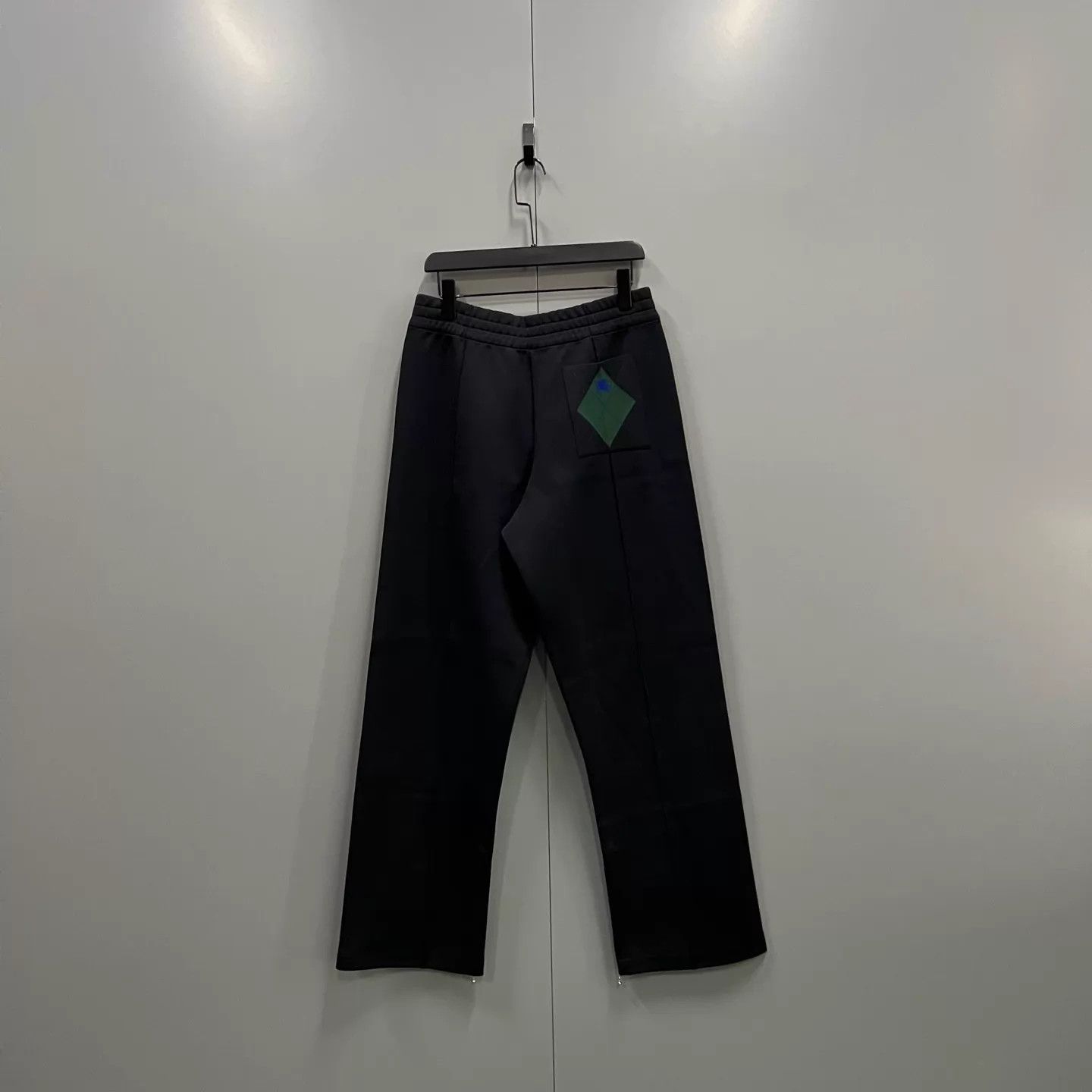 Burberry Burberry Back Logo Wide-Leg Trousers XS, M, L, XL Size 27" / US 4 / IT 40 - 2 Thumbnail
