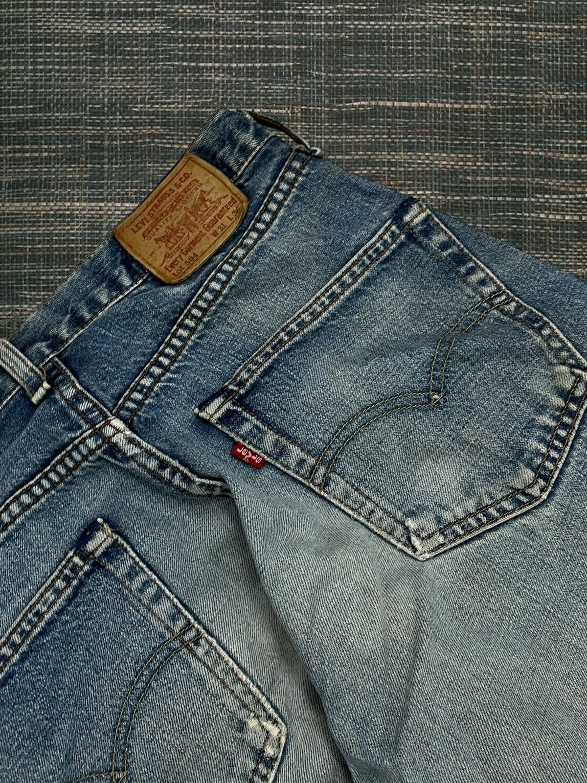 Levi's Vintage Clothing Vintage 1990s Original Levis 504 Distressed Mudwash Style Size US 29 - 15 Thumbnail