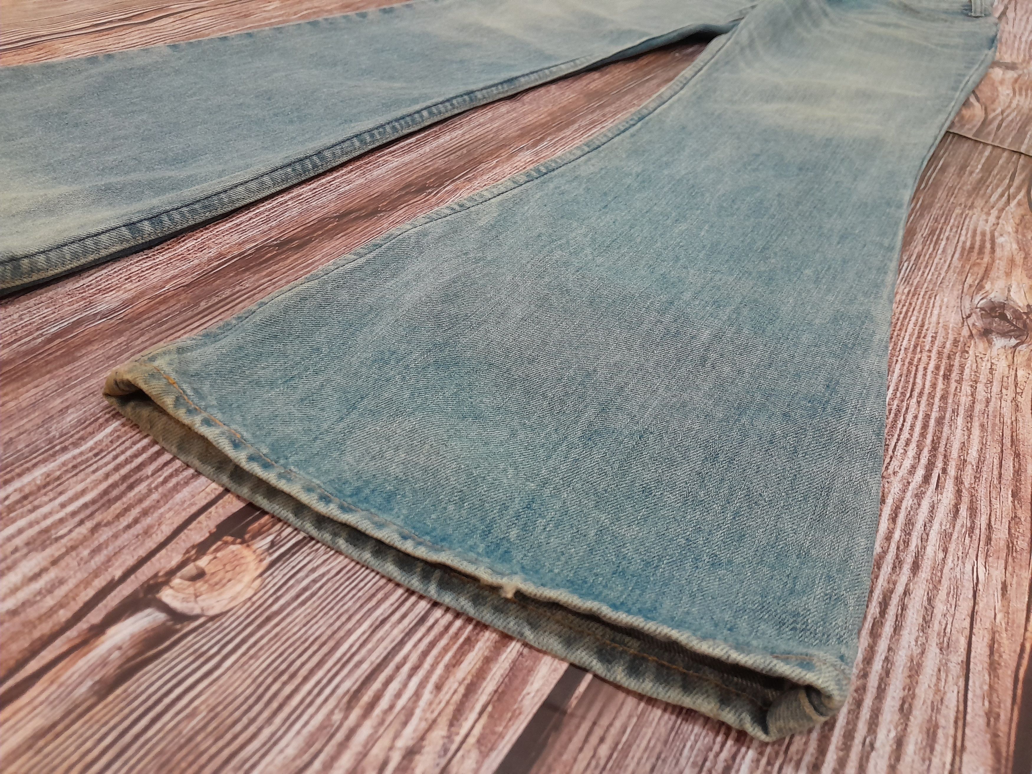 Levi's Levis 646 Jeans Flare Bell Bottom Bootcut Size US 30 / EU 46 - 3 Thumbnail