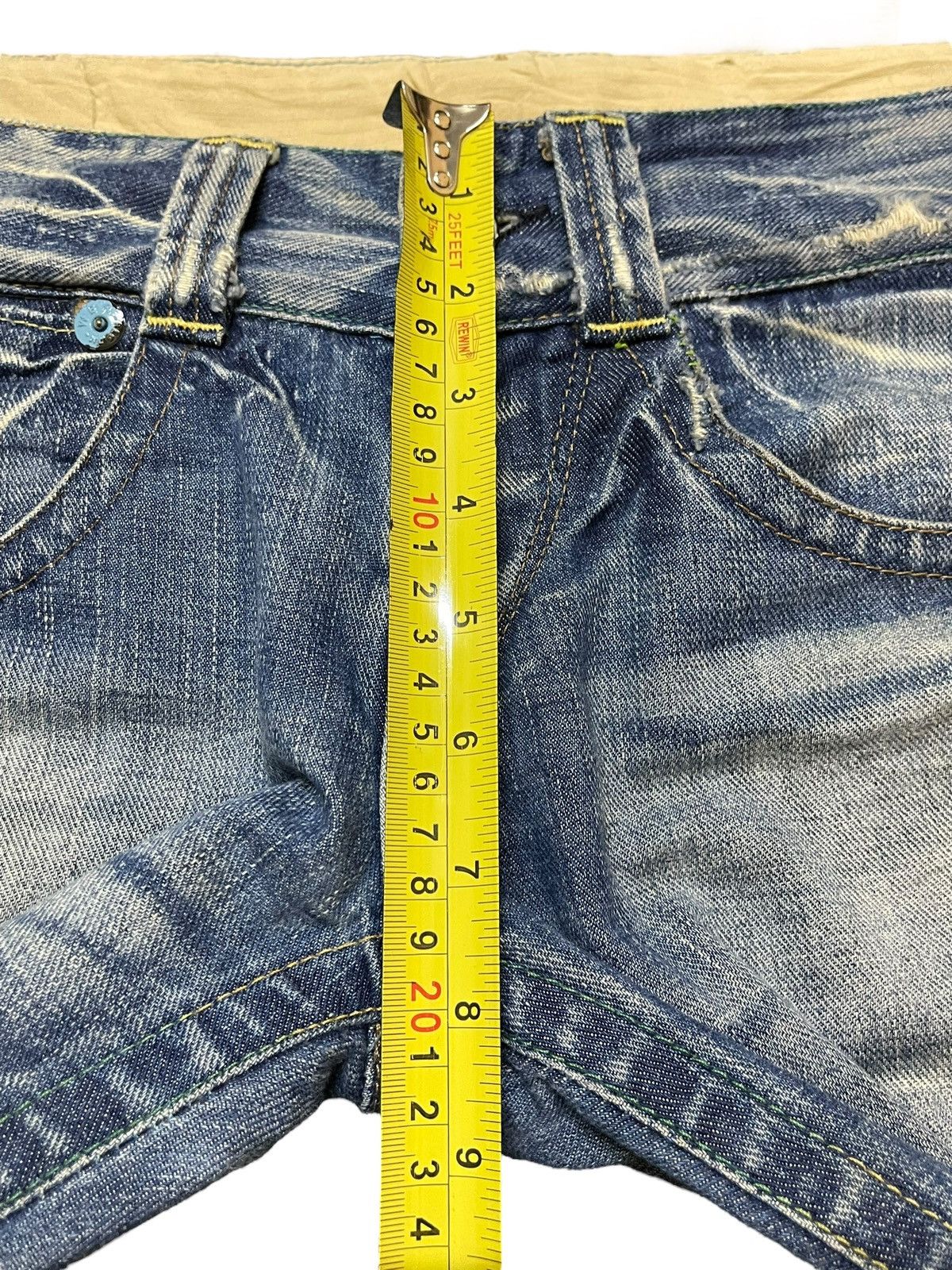 Japanese Brand Vintage Japanese Brand Faded Wash Distressed Loose Jeans Size US 30 / EU 46 - 16 Thumbnail