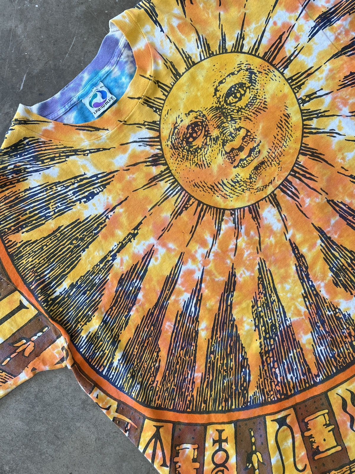 Vintage Vintage 1992 AOP Sun Moon Dyed Tee Liquid Blue Tag XL Size US XL / EU 56 / 4 - 1 Thumbnail