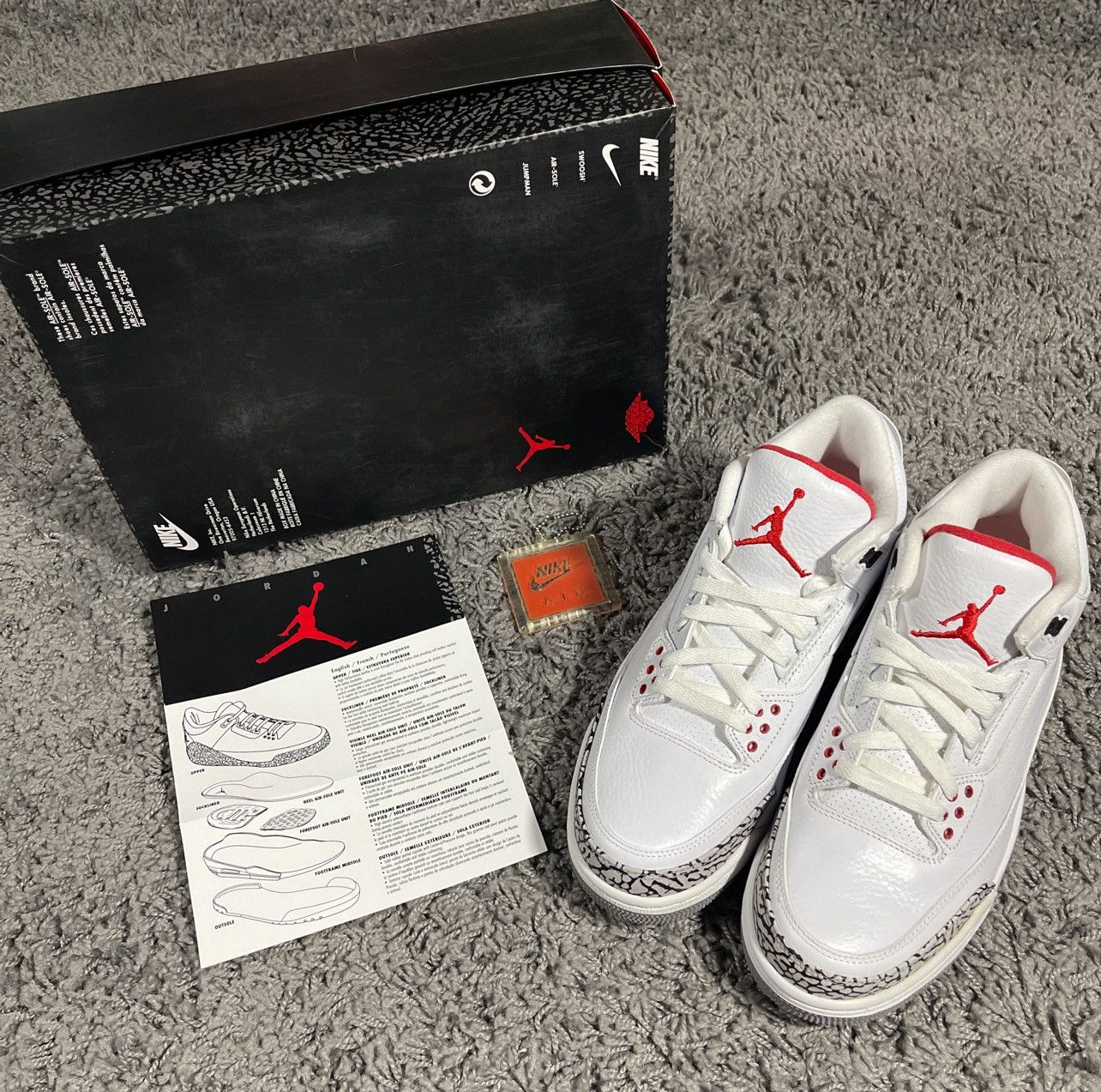 Jordan Brand 2013 Jordan 3 White Cement 88 Dunk Contest Size US 8.5 / EU 41-42 - 11 Thumbnail