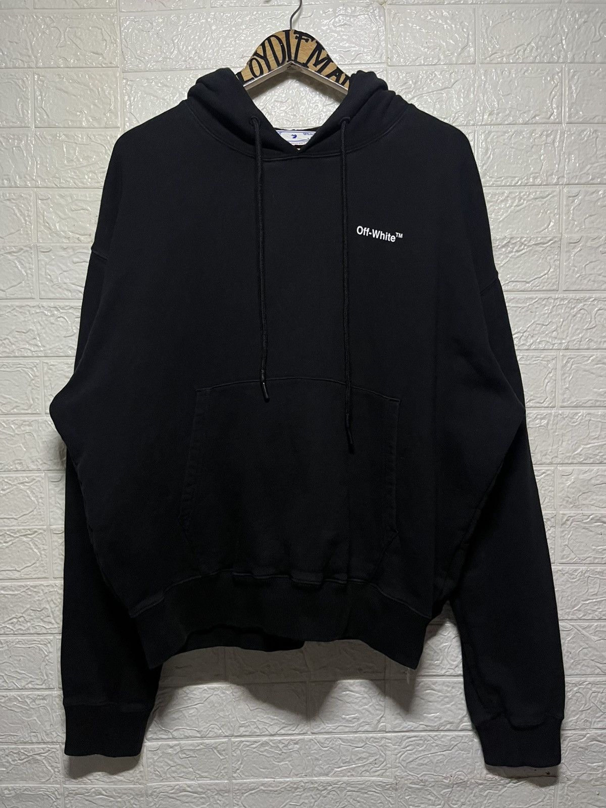 Off-White OFF WHITE BY VIRGIL ABLOH BLACK CARAVAGGIO ARROW HOODIE Size US L / EU 52-54 / 3 - 1 Thumbnail