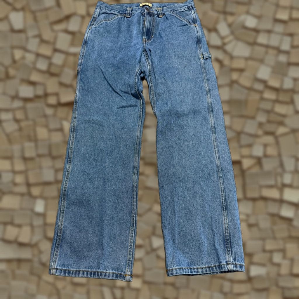 The Mountain VINTAGE? No — Blue Mountain Jeans Mens Size 34x34 Blue Denim Straight Leg 5-Pocket Pockets Beltless Zip Inseam 34 Adult Mens Size US 34 / EU 50 - 1 Thumbnail