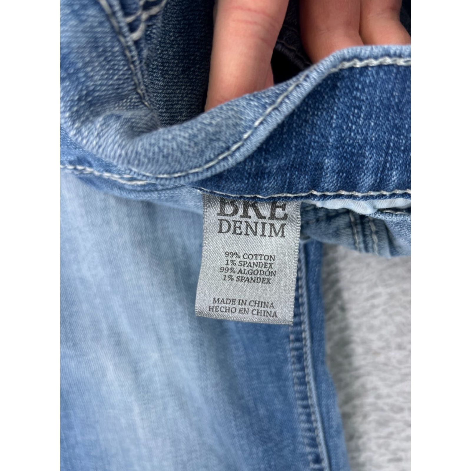 Vintage Buckle Jeans Adult 29 Blue Denim Straight 5-Pocket Bke 27x30 Regular Cotton Buckle Brand Men Pants Size 29 Blue Denim Jeans Size US 29 - 4 Thumbnail