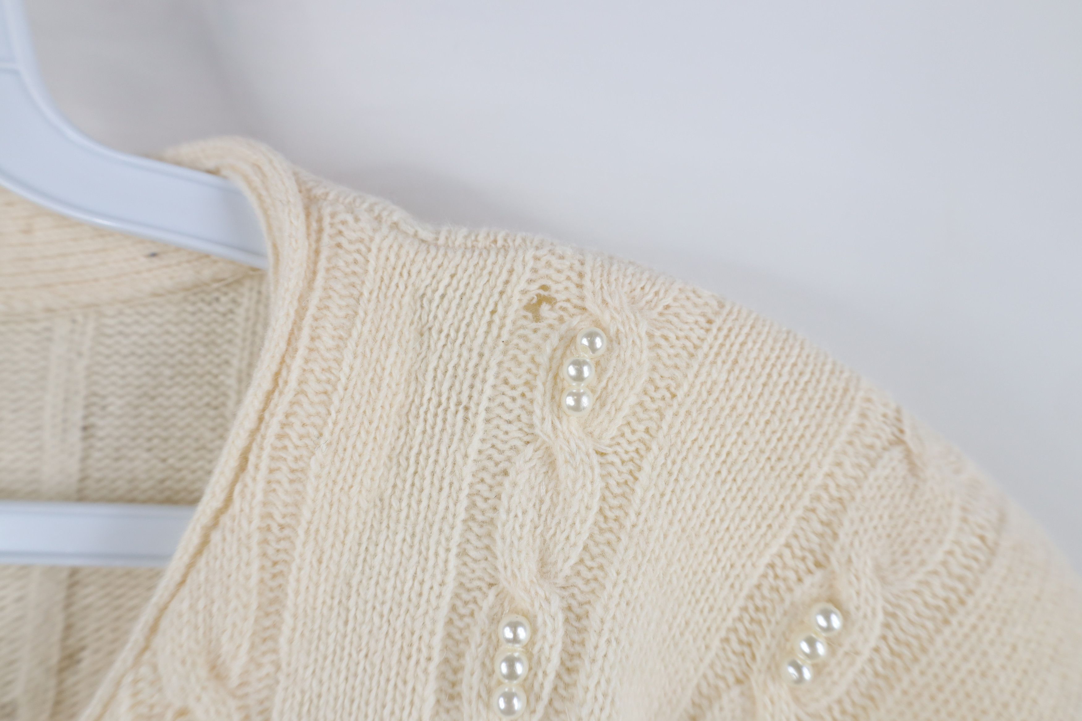 Vintage Vintage 90s Lambswool Angora Knit Cardigan Sweater Cream Size L / US 10 / IT 46 - 4 Thumbnail