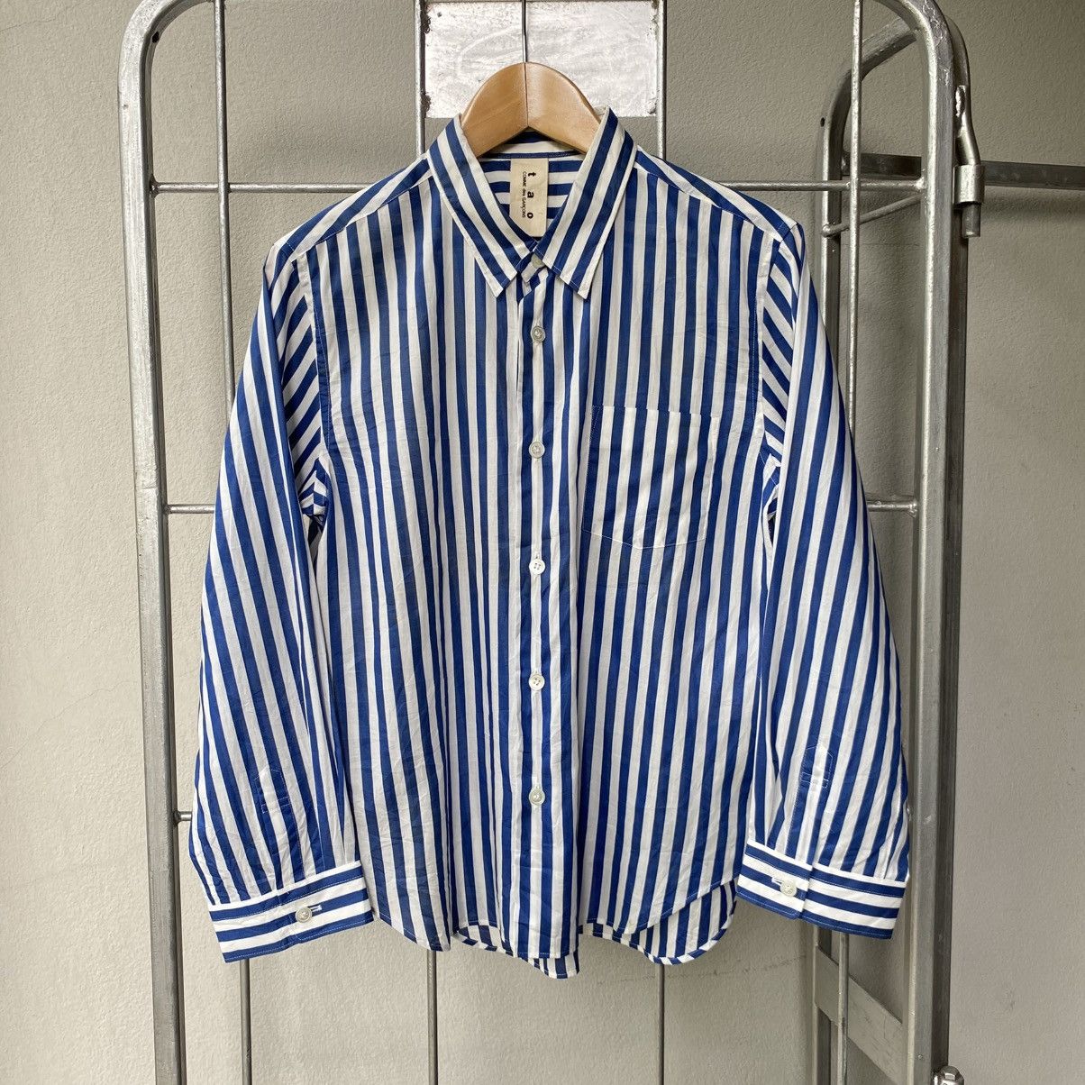 Comme des Garcons COMME des GARCONS TAO Blue & White Stripe Shirt Size S / US 4 / IT 40 - 1 Thumbnail