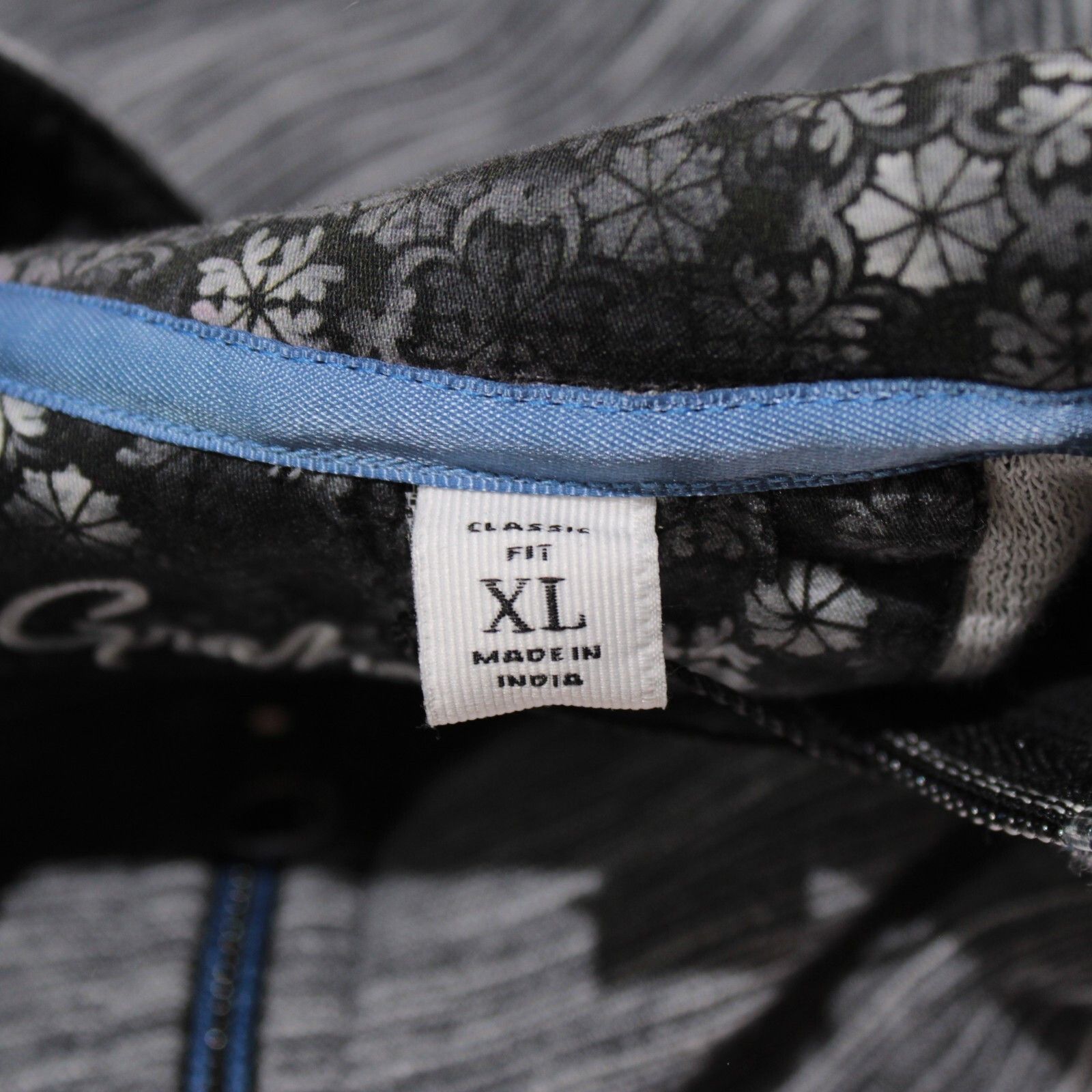 Robert Graham Robert Graham Sweater Size US XL in Gray Size US XL / EU 56 / 4 - 8 Thumbnail